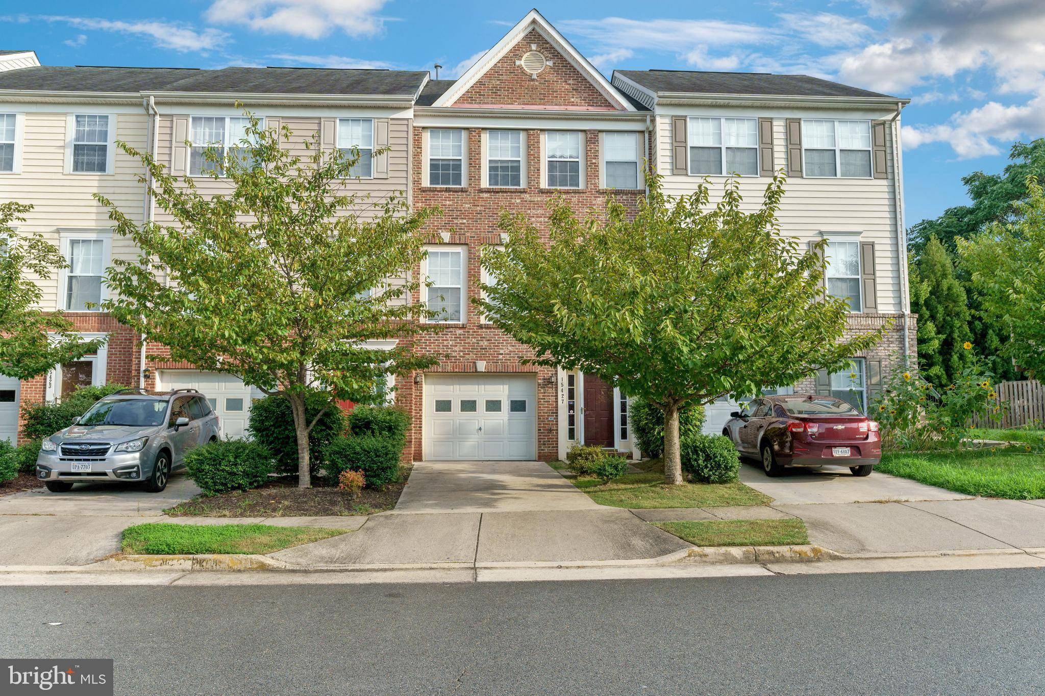 Woodbridge, VA 22193,15427 BINDER CT