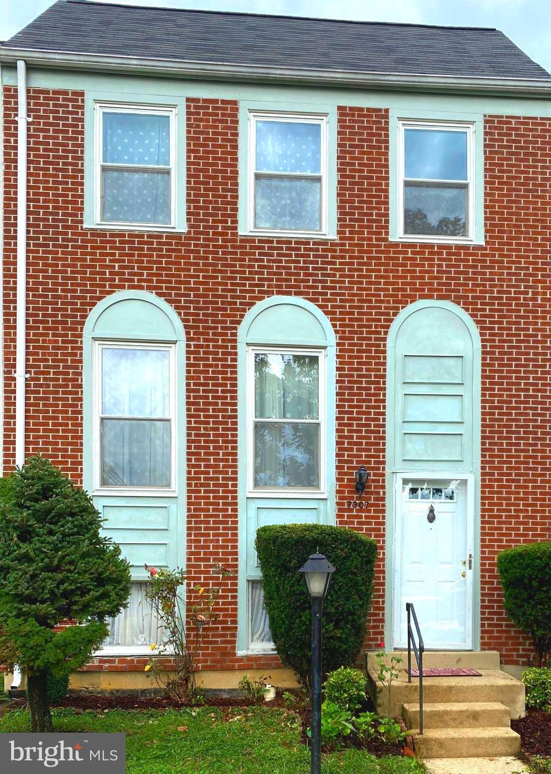 Alexandria, VA 22315,7307 CRESTLEIGH CIR