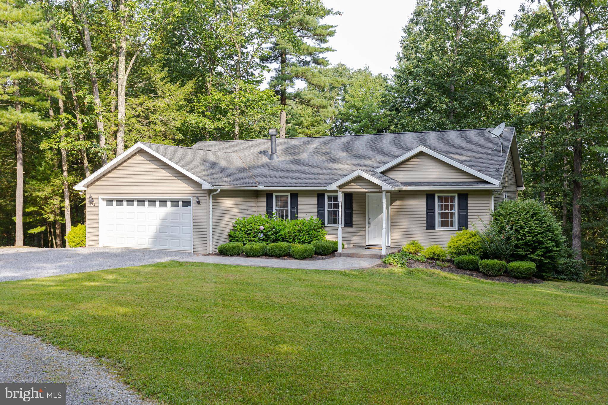 Hedgesville, WV 25427,54 MAPLEWOOD LN