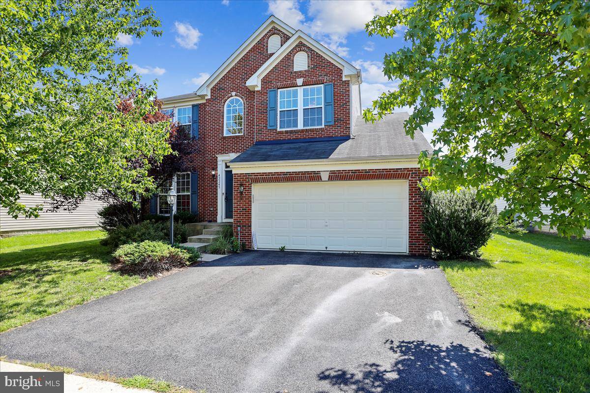 Chantilly, VA 20152,42245 SWEET CT