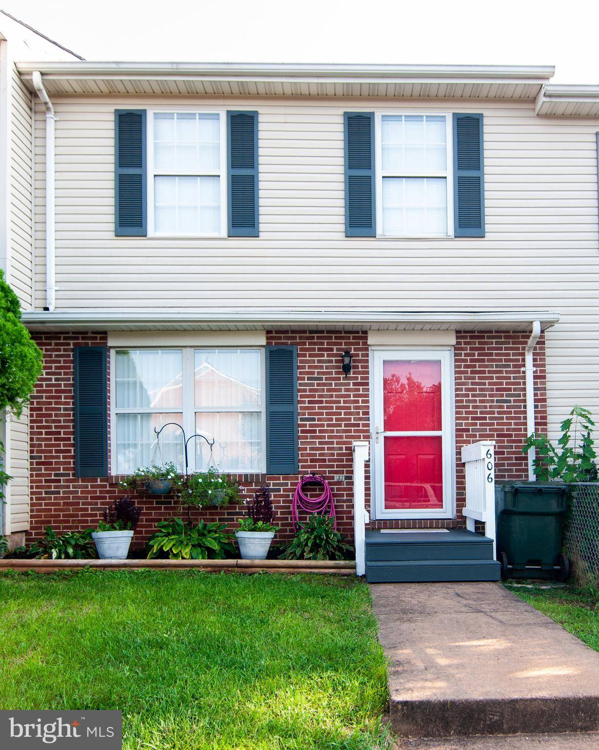 Culpeper, VA 22701,606 HIGHVIEW CT