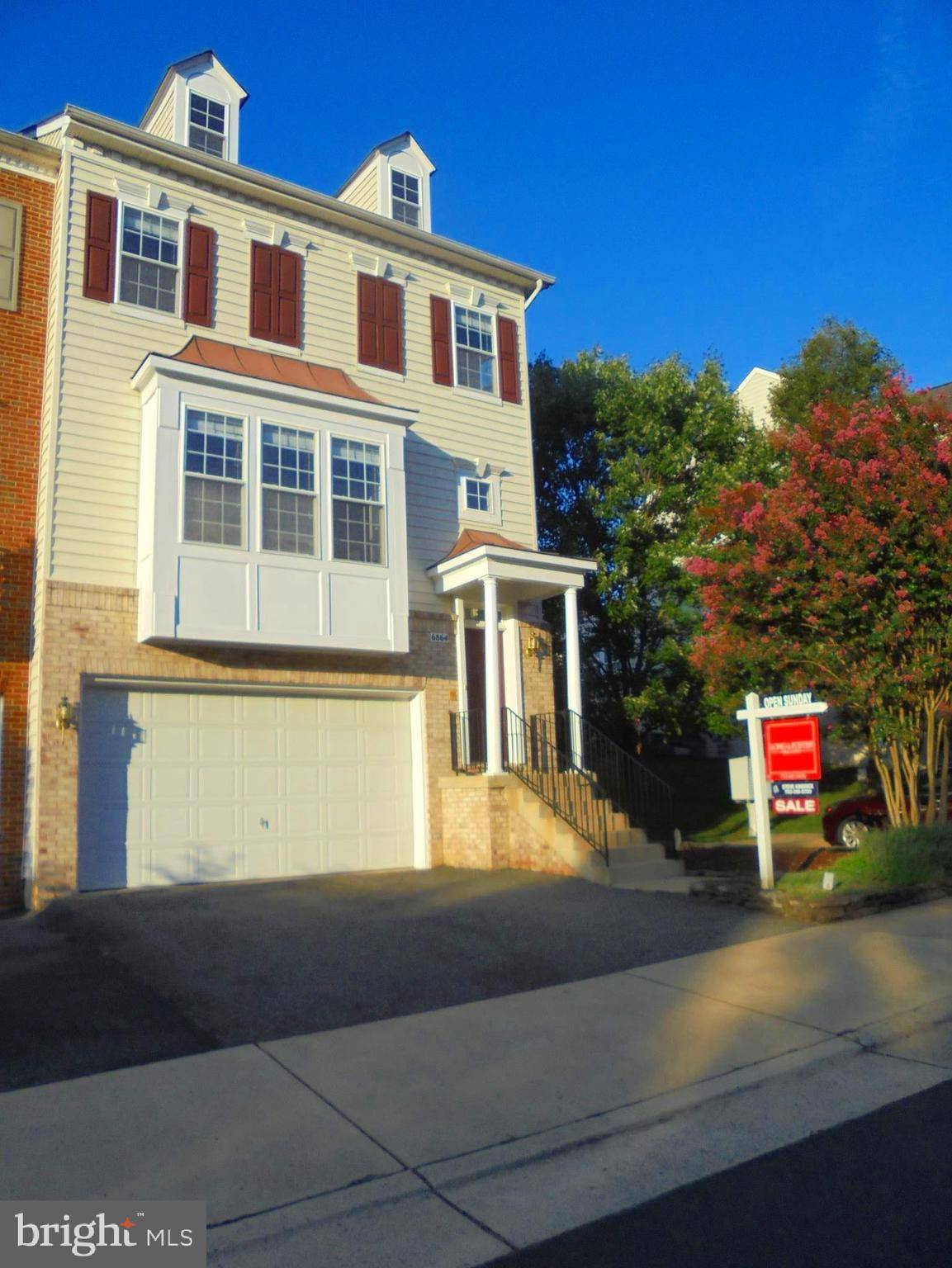 Alexandria, VA 22315,6864 ROLLING CREEK WAY