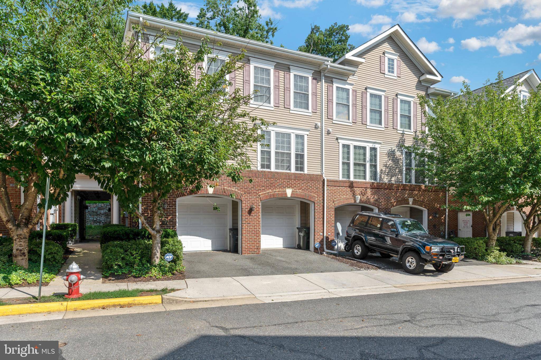 Alexandria, VA 22306,7117 MASON GROVE CT #6