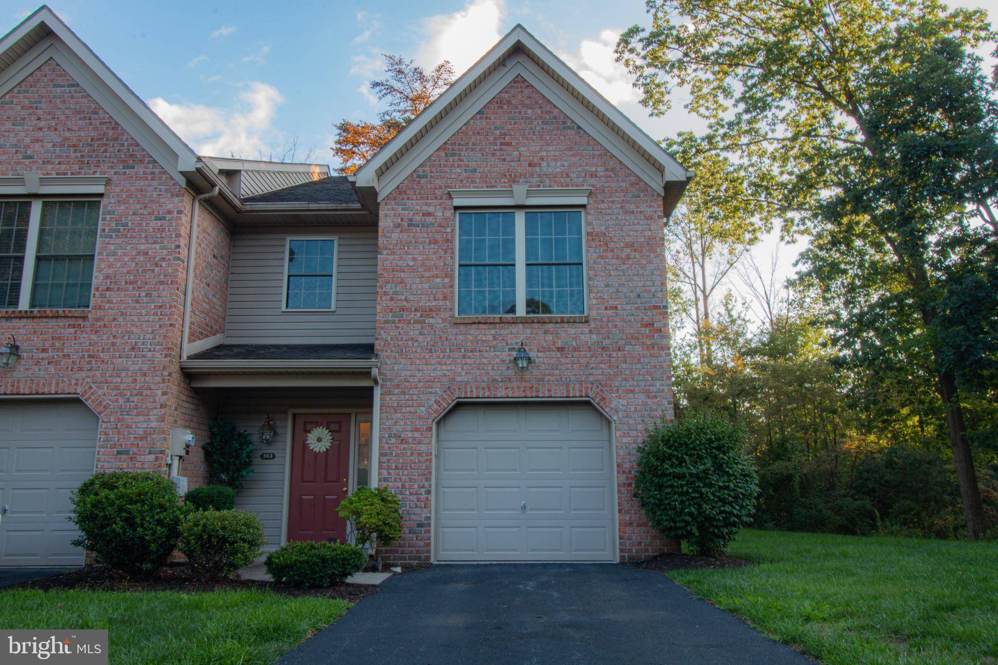 Harrisburg, PA 17110,543 POND VIEW CT