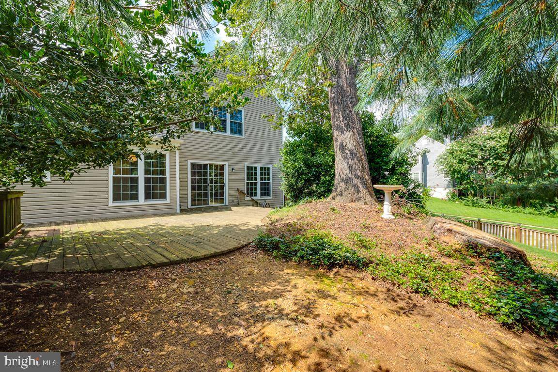 Alexandria, VA 22306,6801 WOODSTONE PL