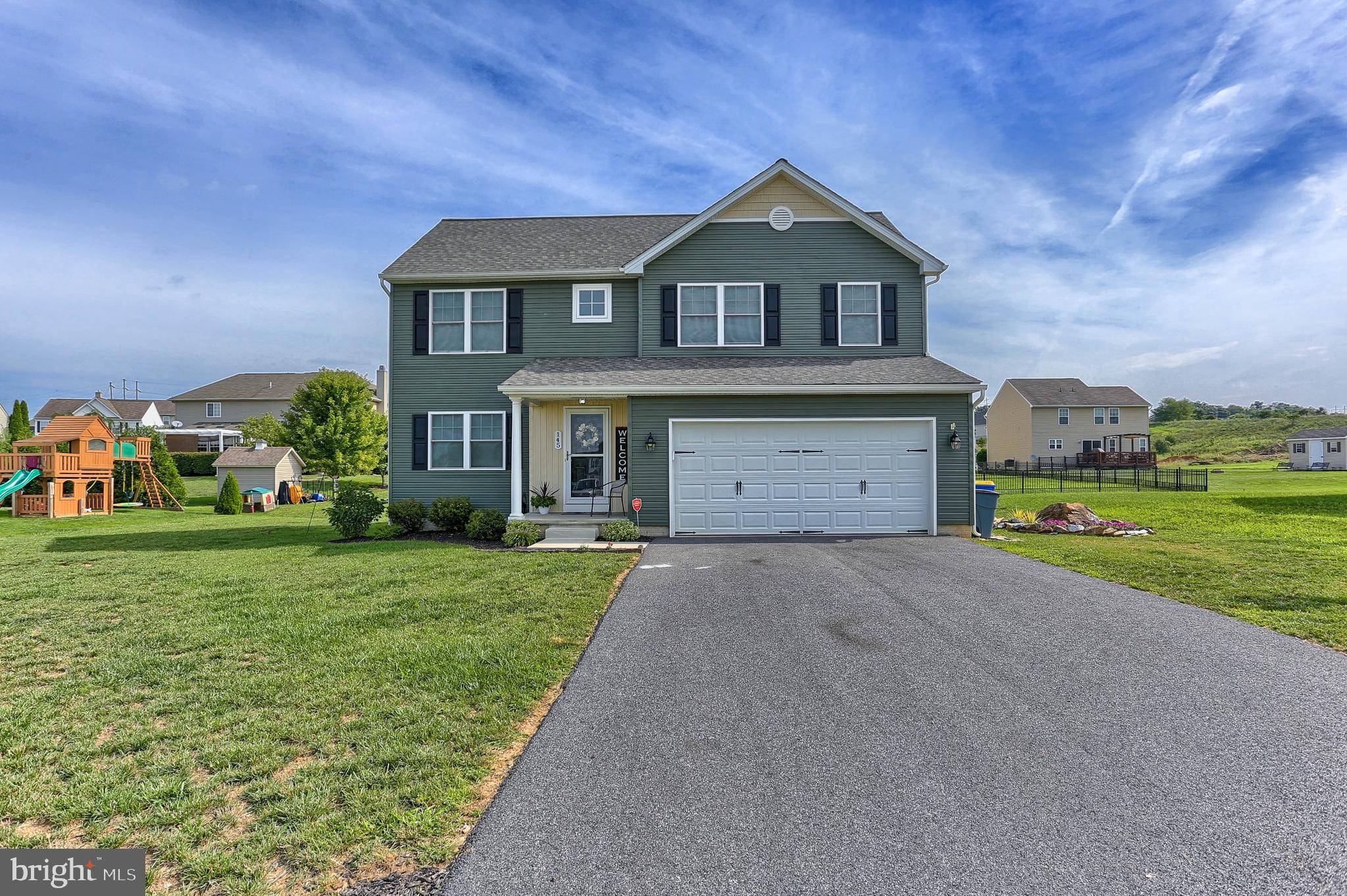 York, PA 17408,145 FARM HOUSE LN