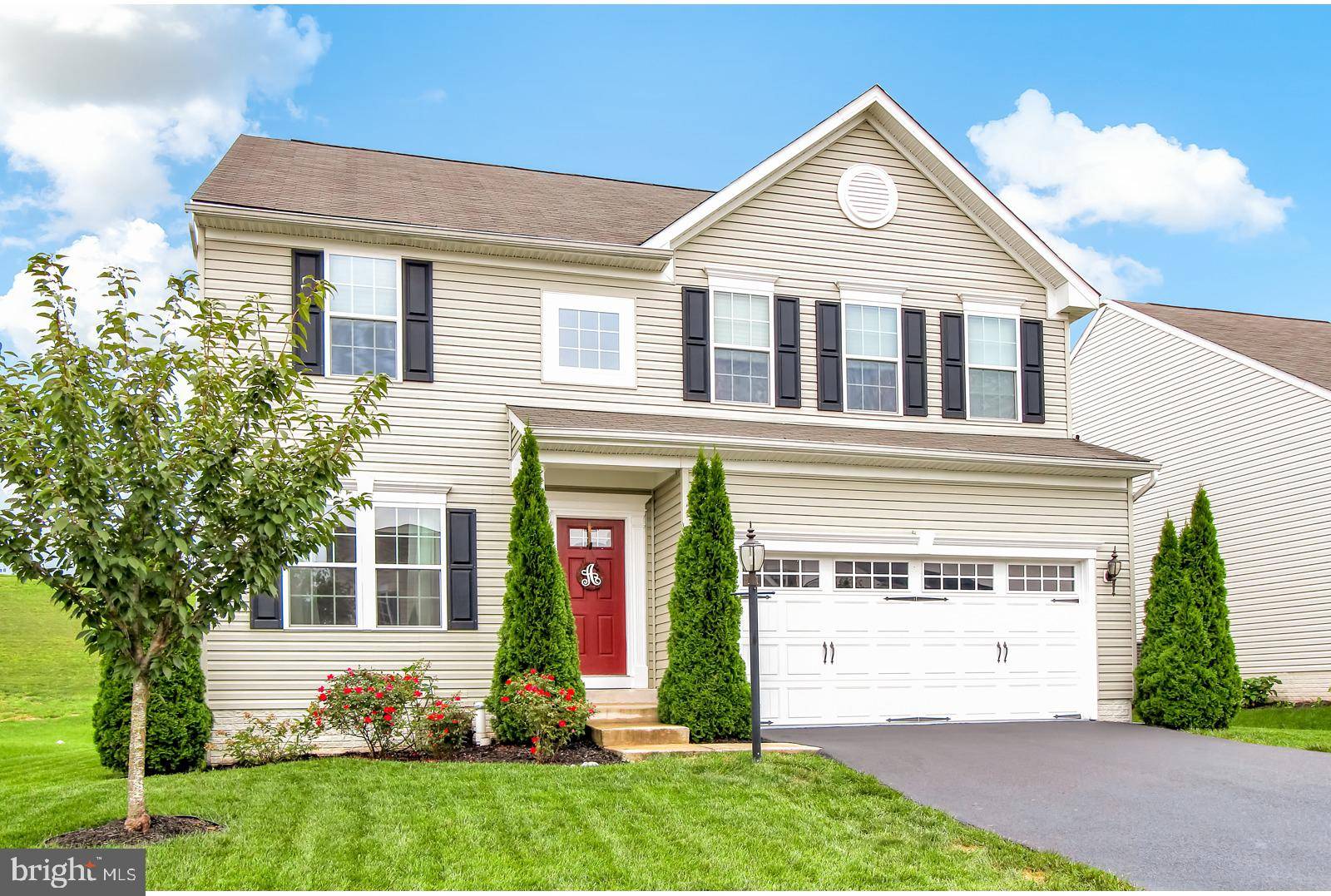 Seven Valleys, PA 17360,771 LAKE REDMAN CT