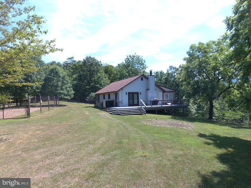 Paw Paw, WV 25434,320 COWGILL LN