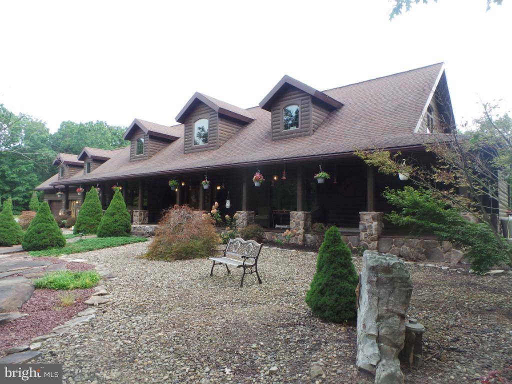 Berkeley Springs, WV 25411,147 WHITE OAK LANE