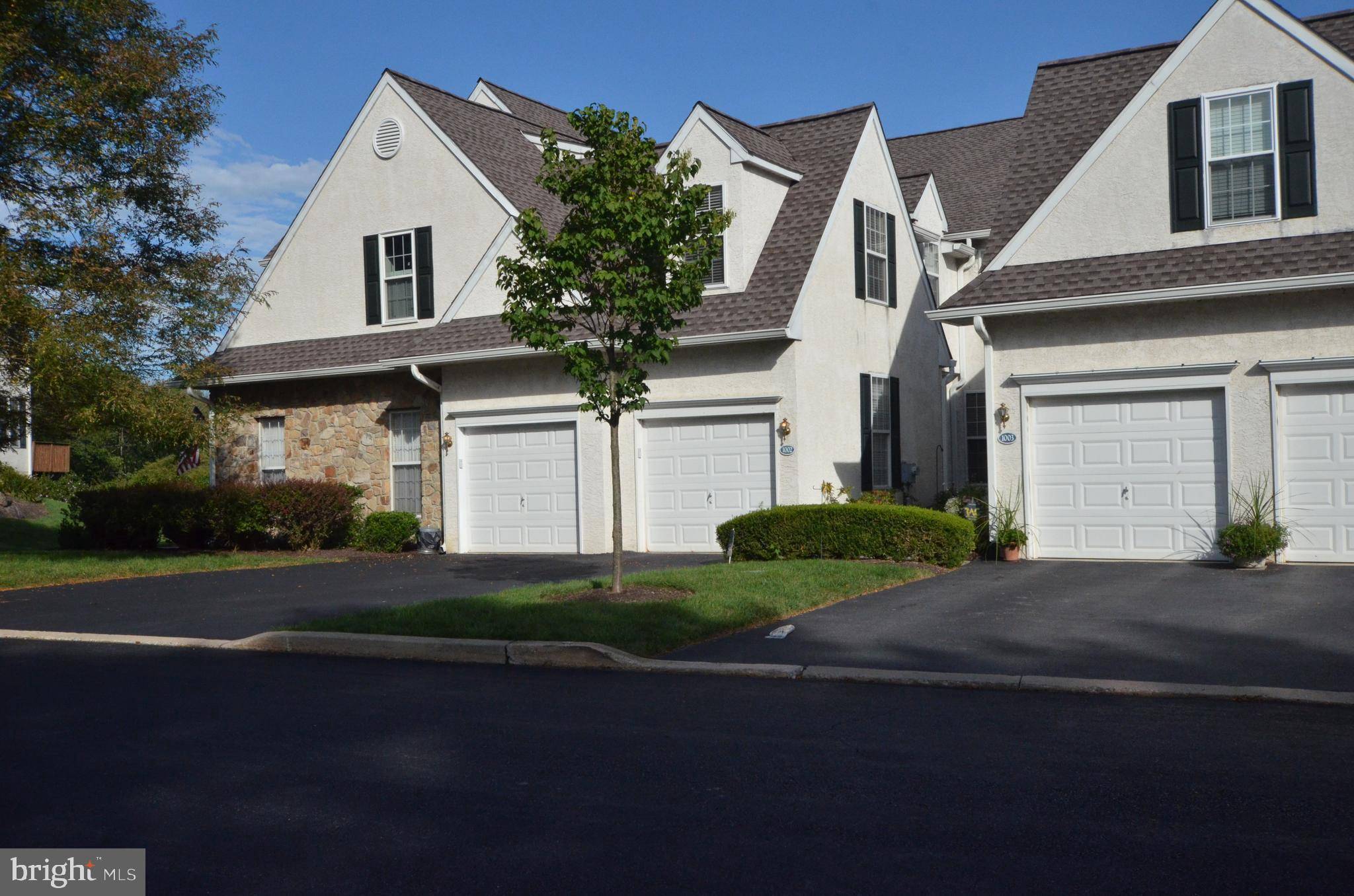 Newtown Square, PA 19073,1002 WHISPERING BROOKE DR