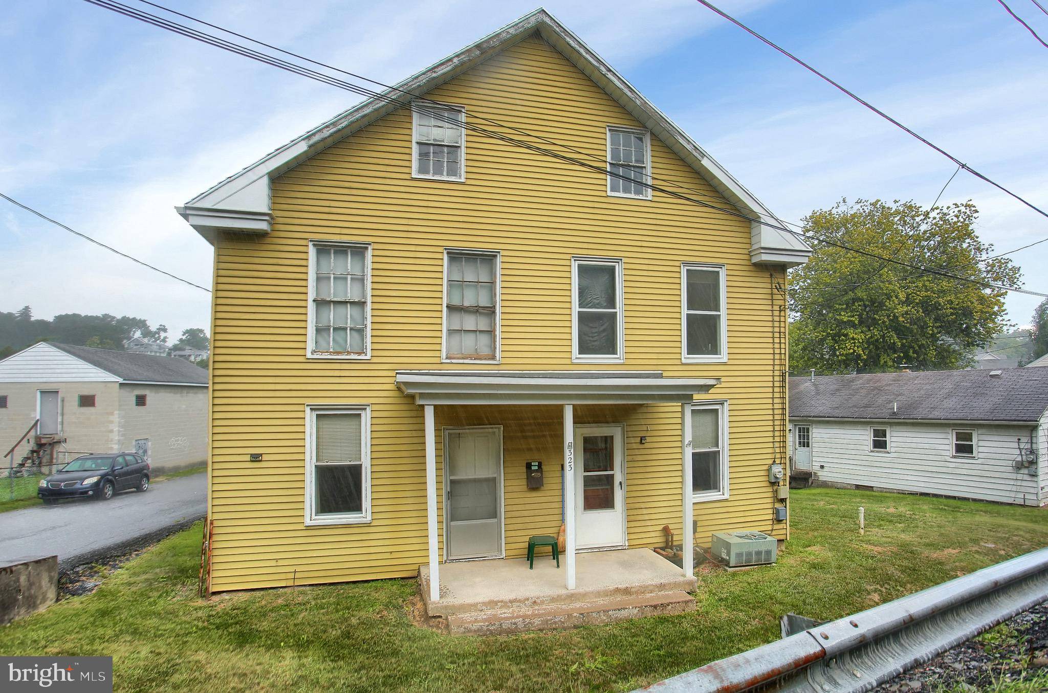 Enola, PA 17025,323 STATE ST