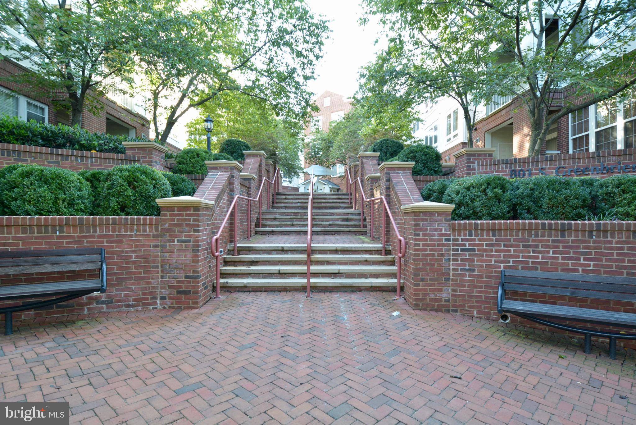 Arlington, VA 22204,801 S GREENBRIER ST #402