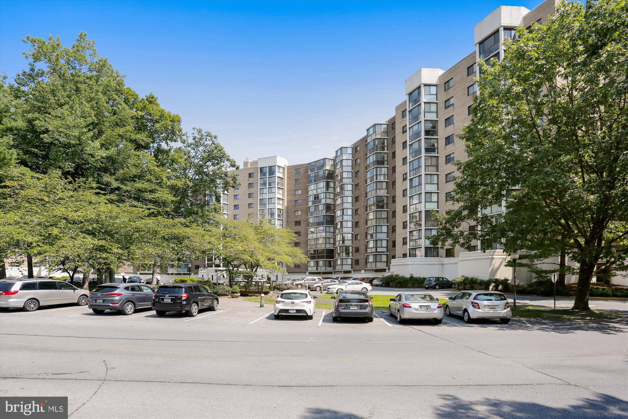 Silver Spring, MD 20906,15107 INTERLACHEN DR #1012