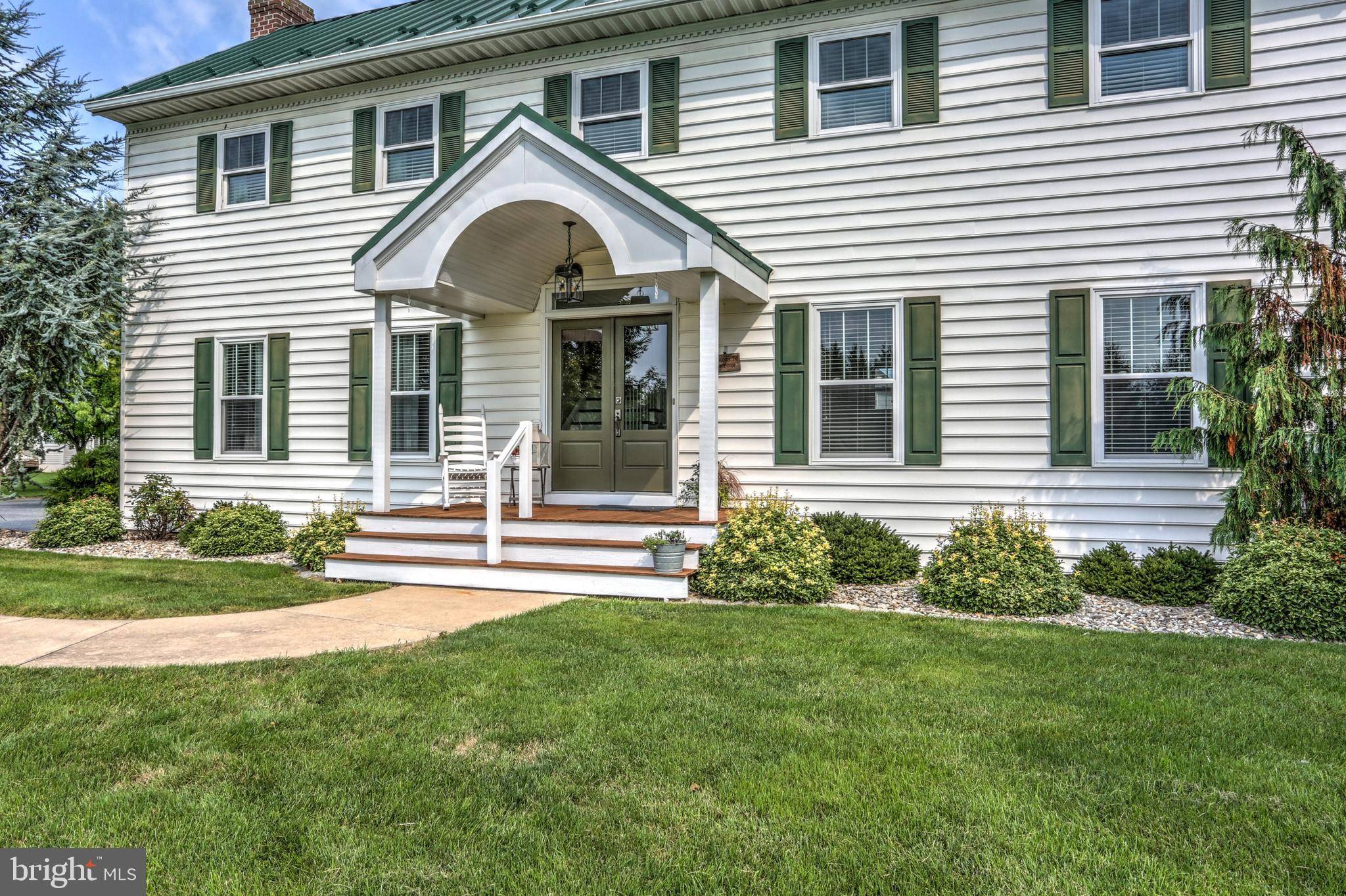 New Holland, PA 17557,110 WINDSOCK WAY