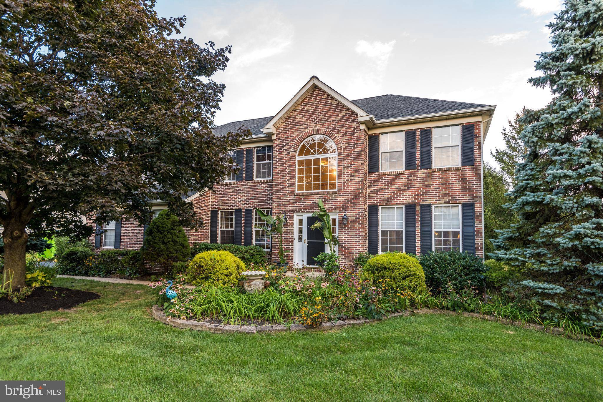 Doylestown, PA 18902,5498 GRANDVIEW LN