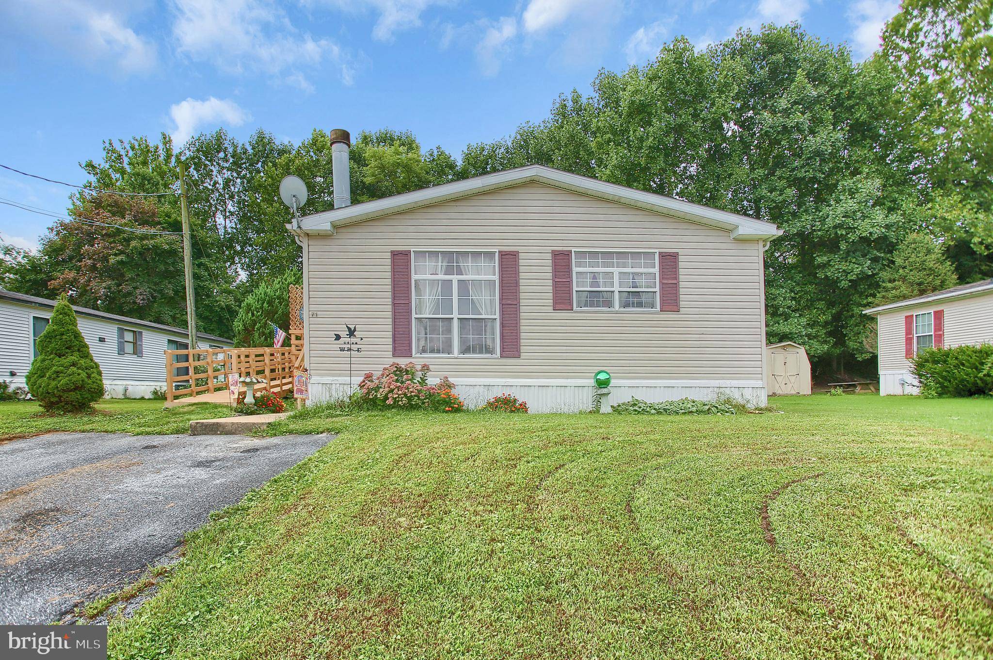 Willow Street, PA 17584,71 HILLVIEW DR