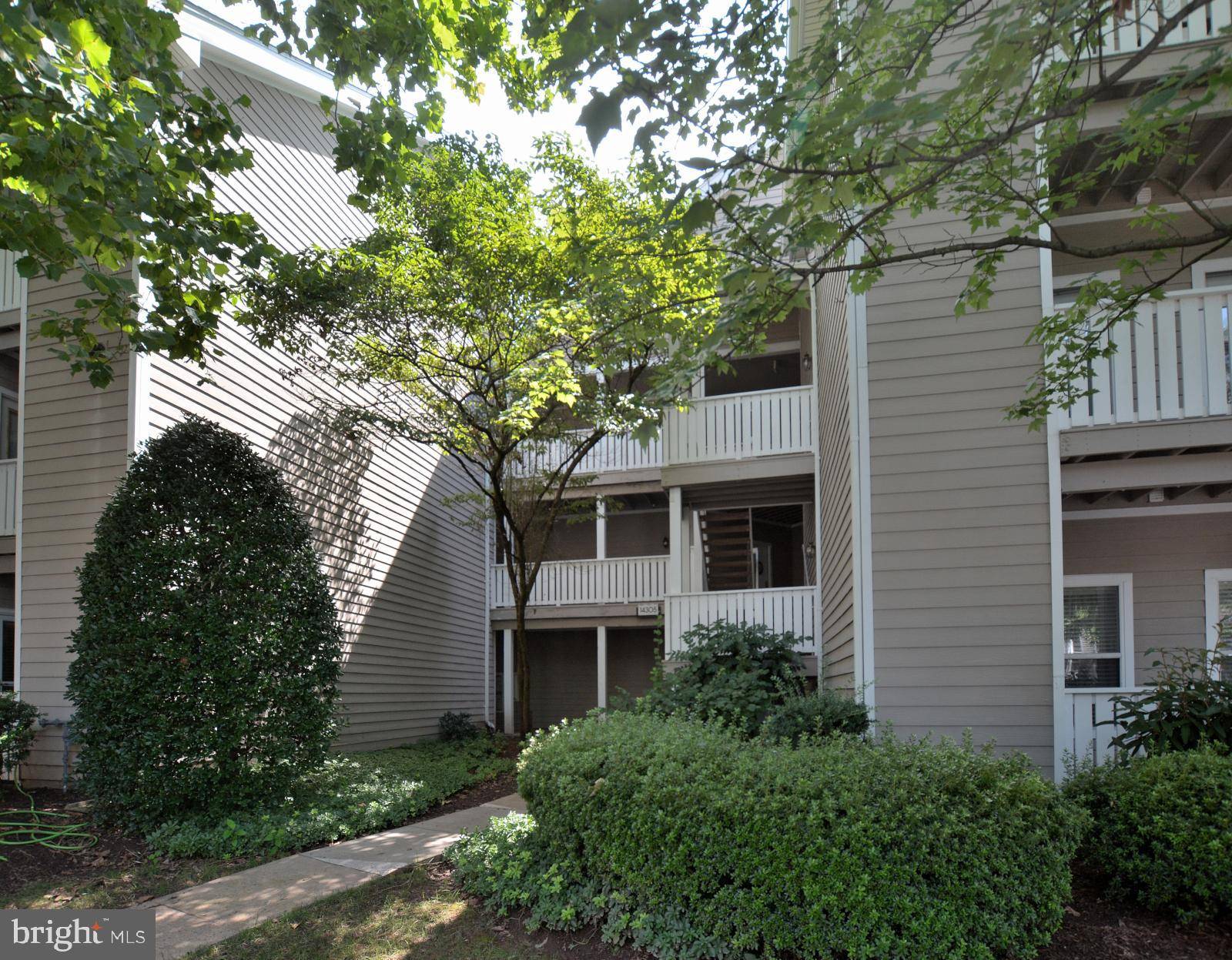 Centreville, VA 20121,14305 CLIMBING ROSE WAY #102