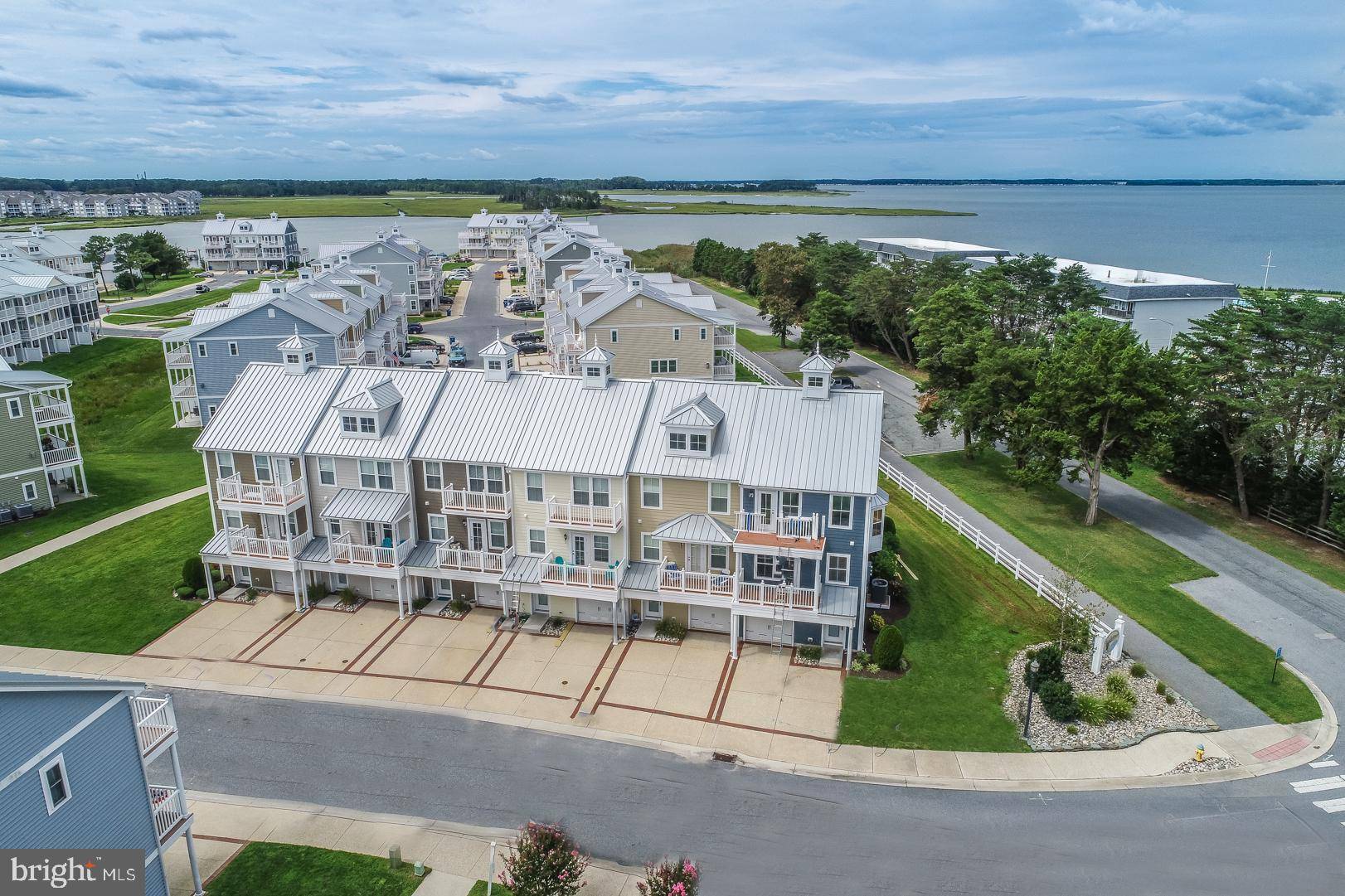 Ocean View, DE 19970,30056 JUMP LN #102