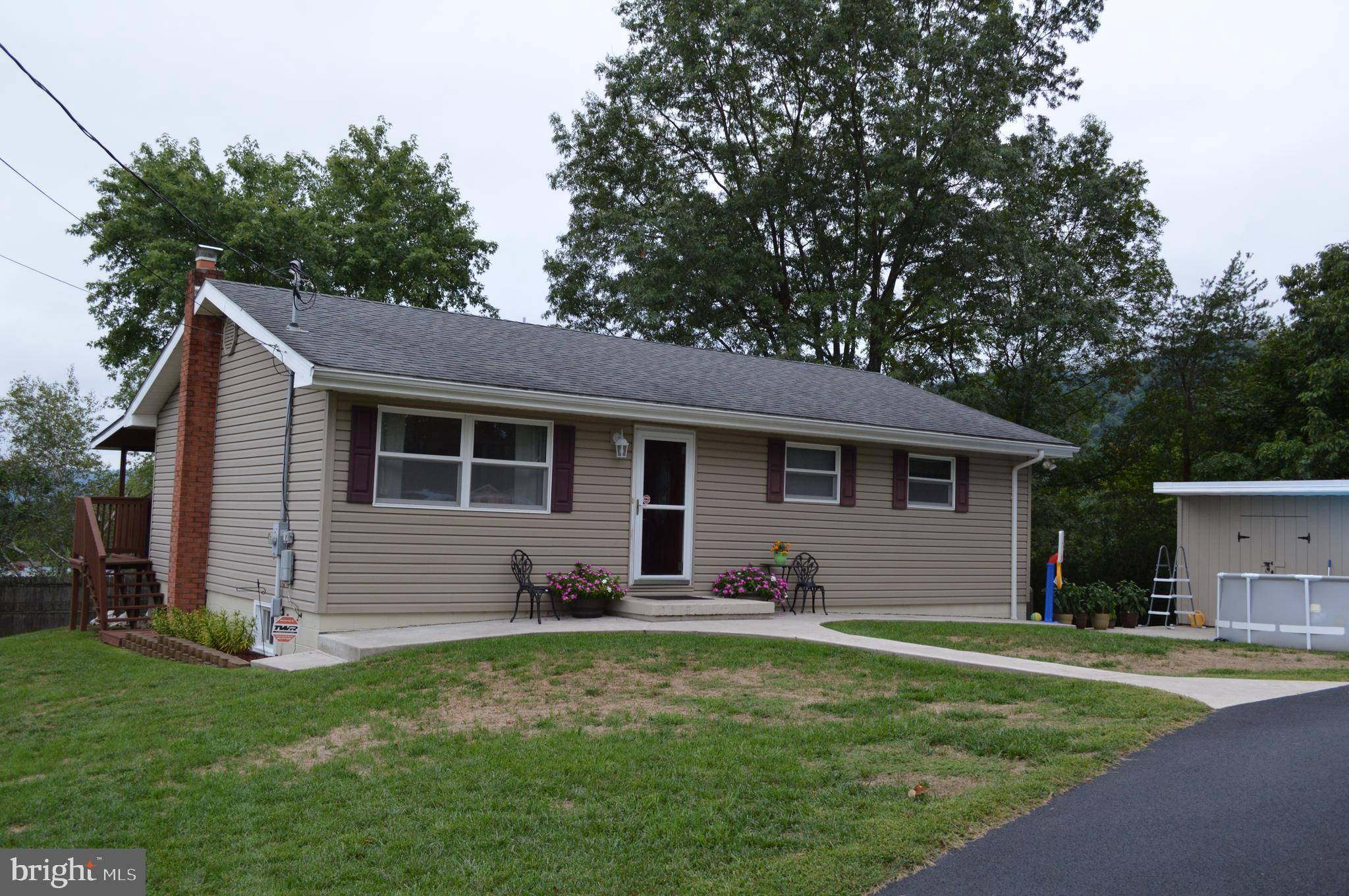 Ridgeley, WV 26753,190 HILLSBOROUGH TERRACE