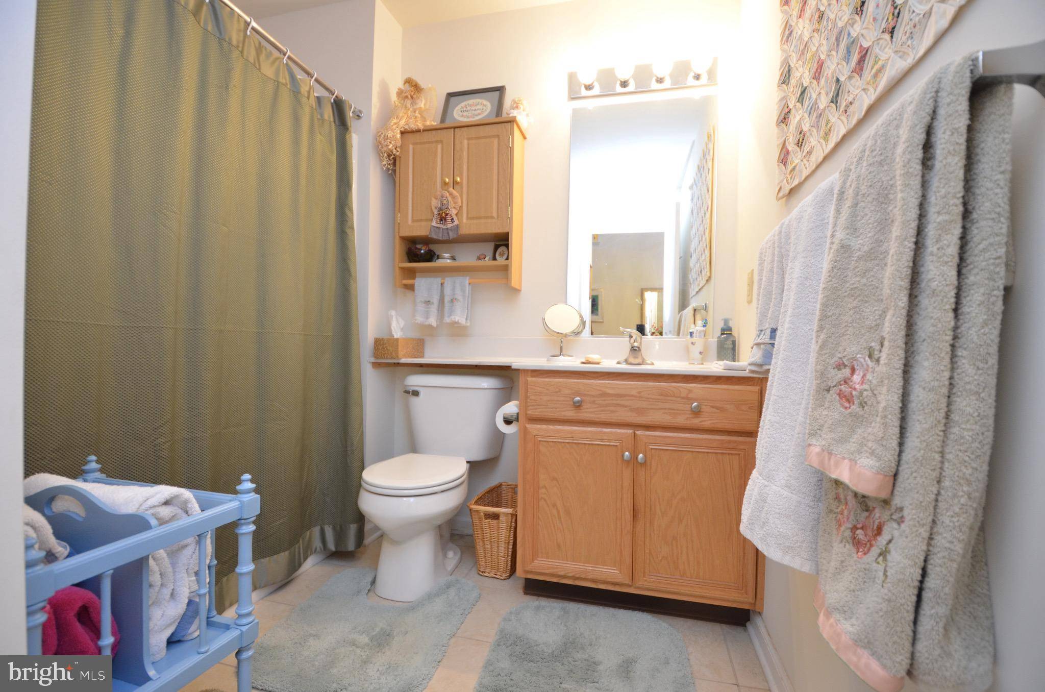 Easton, PA 18040,1256 LINDENWOOD LN