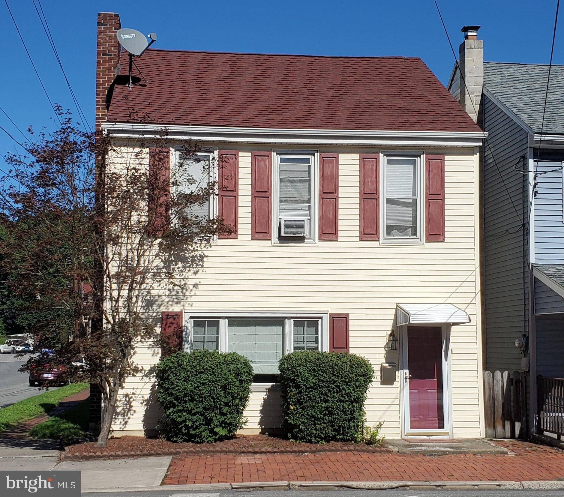 Tamaqua, PA 18252,339 PINE ST