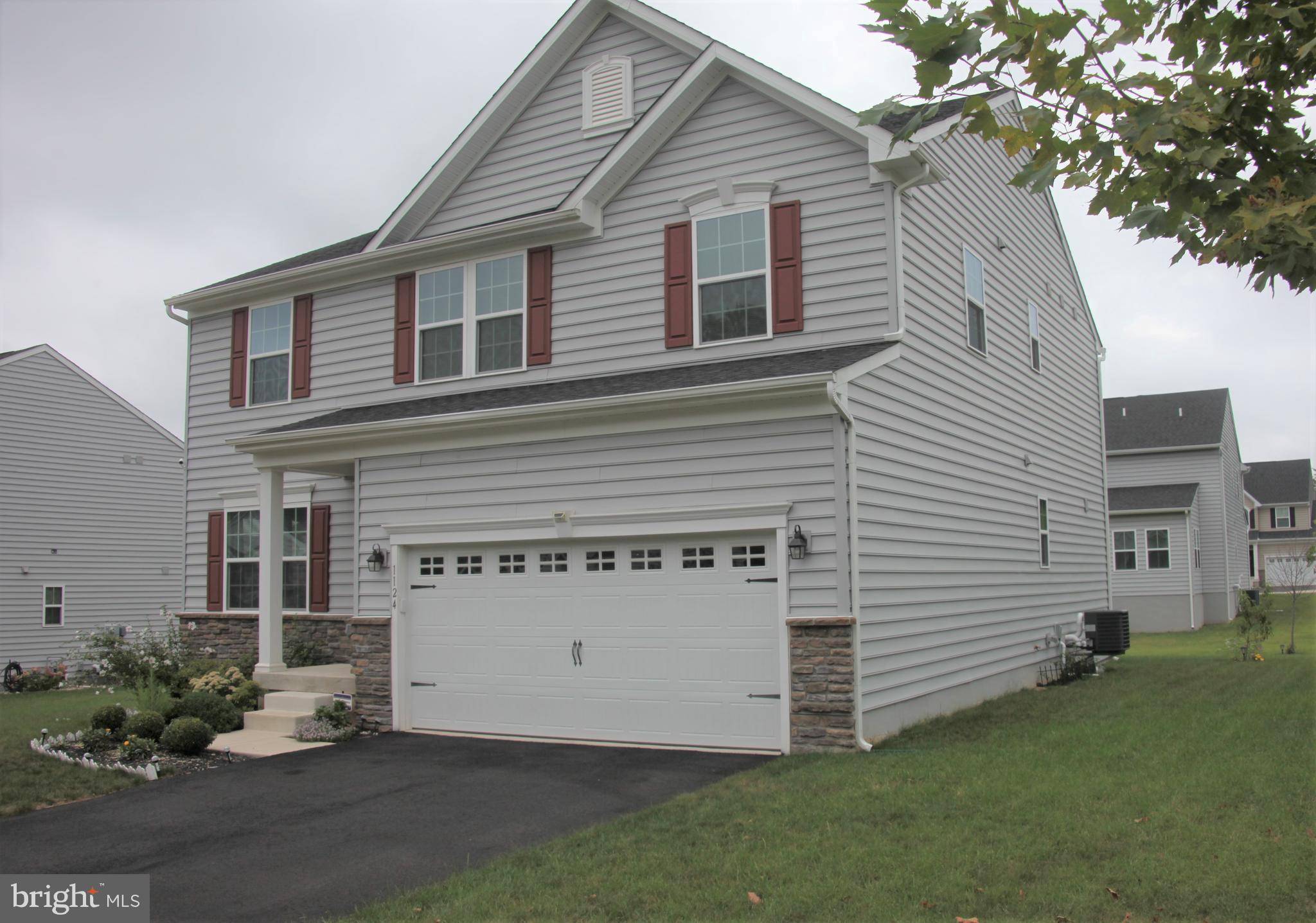 Warminster, PA 18974,1124 LYNCH CIR