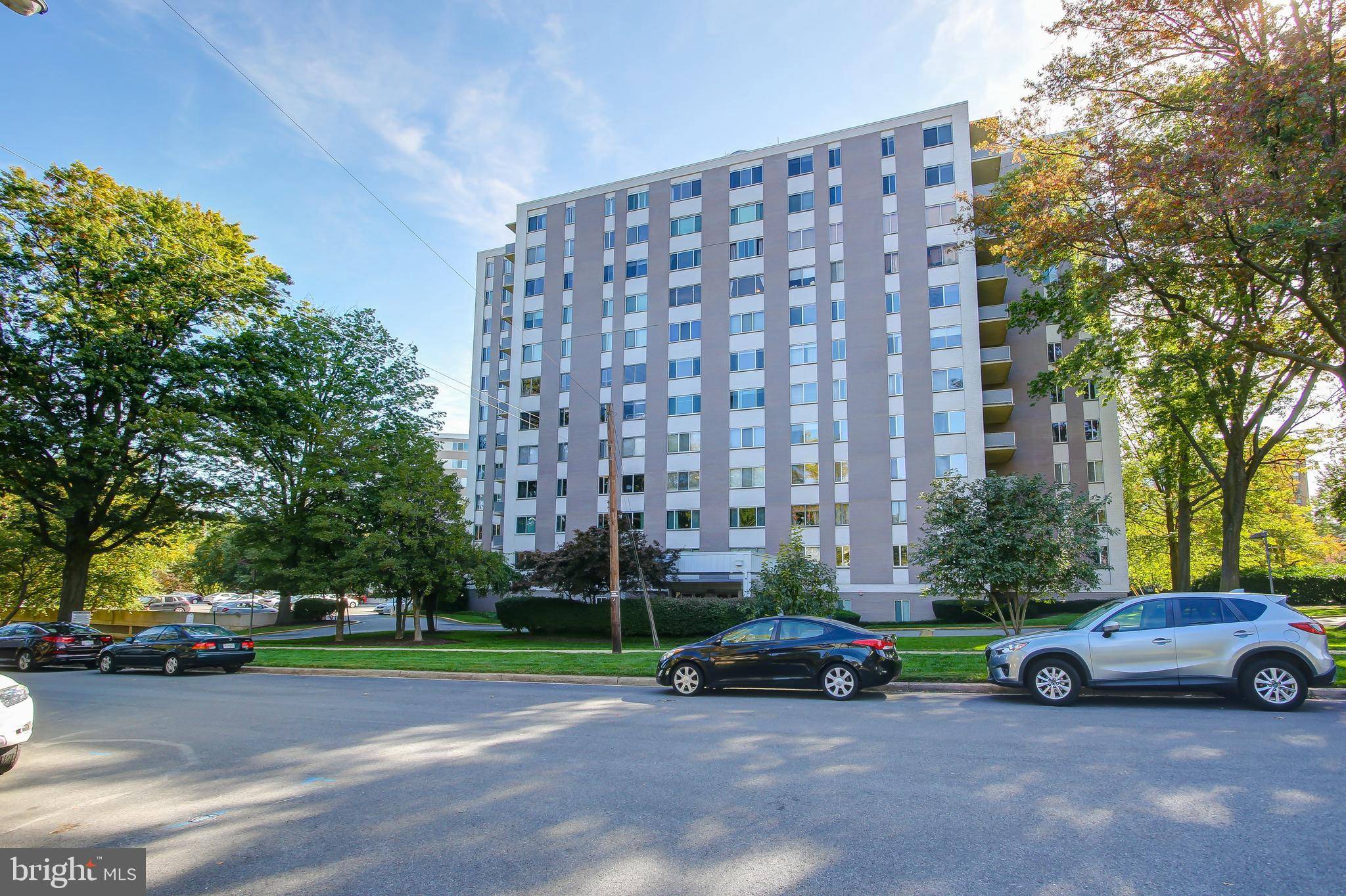 Bethesda, MD 20814,8315 N BROOK LN #2-602