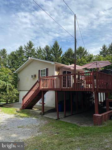 Falling Waters, WV 25419,35 SALTY LN