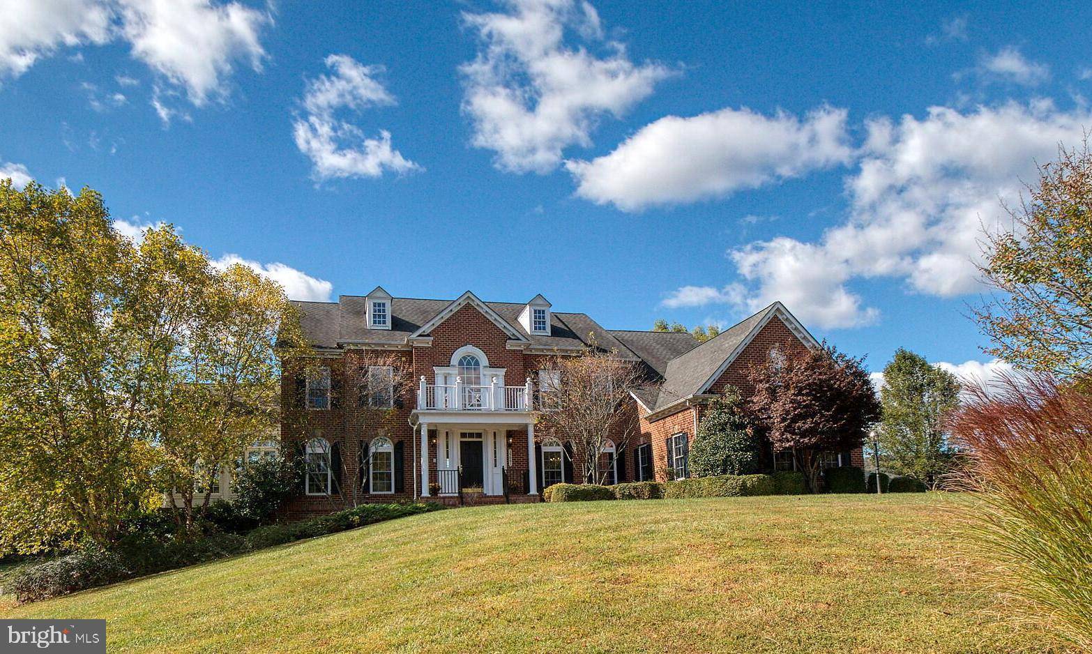 Round Hill, VA 20141,35661 GLENCOE CT