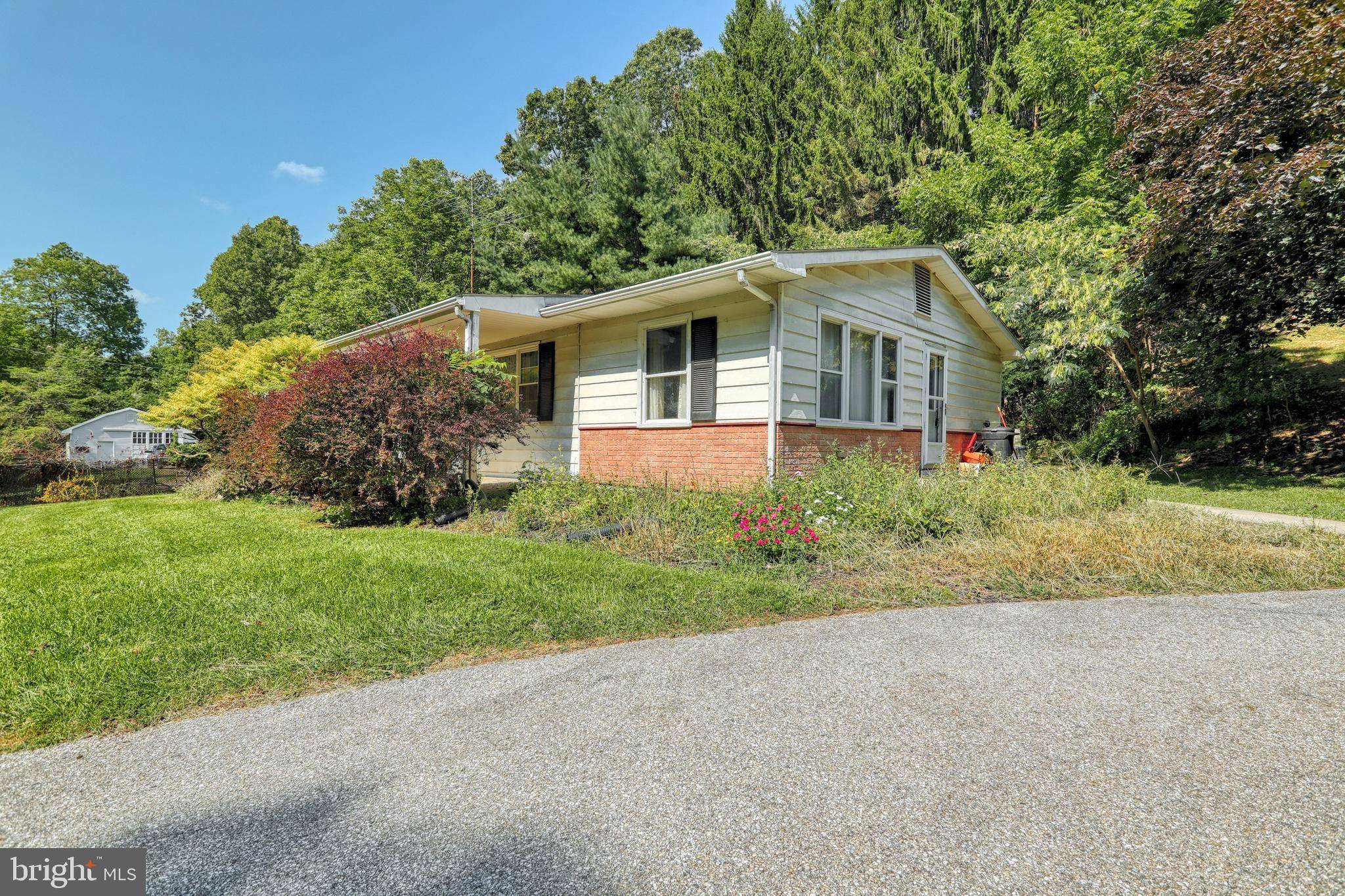 Glenville, PA 17329,3424 SHADY CREEK LN