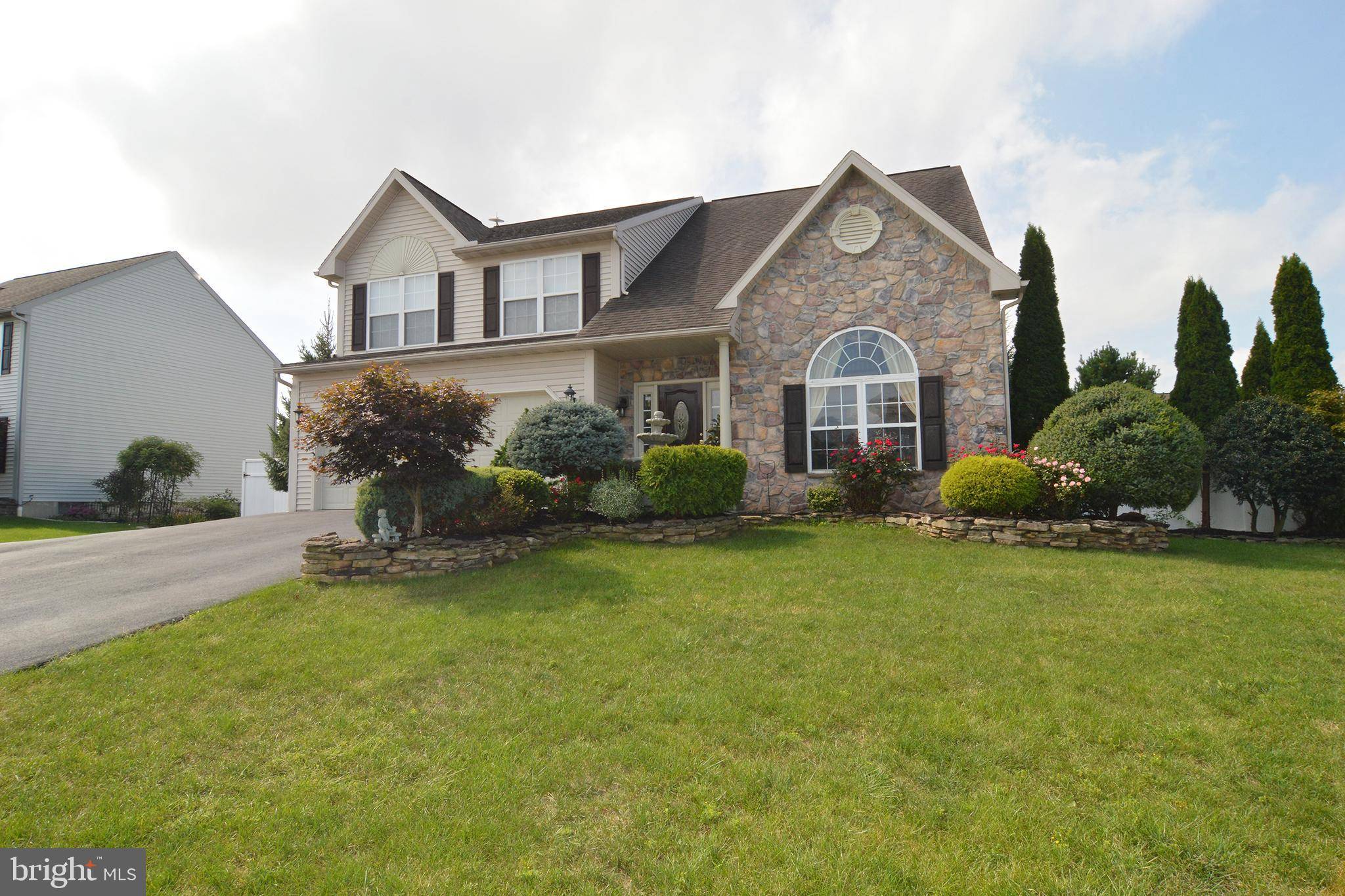 Blandon, PA 19510,202 CAPRI LN