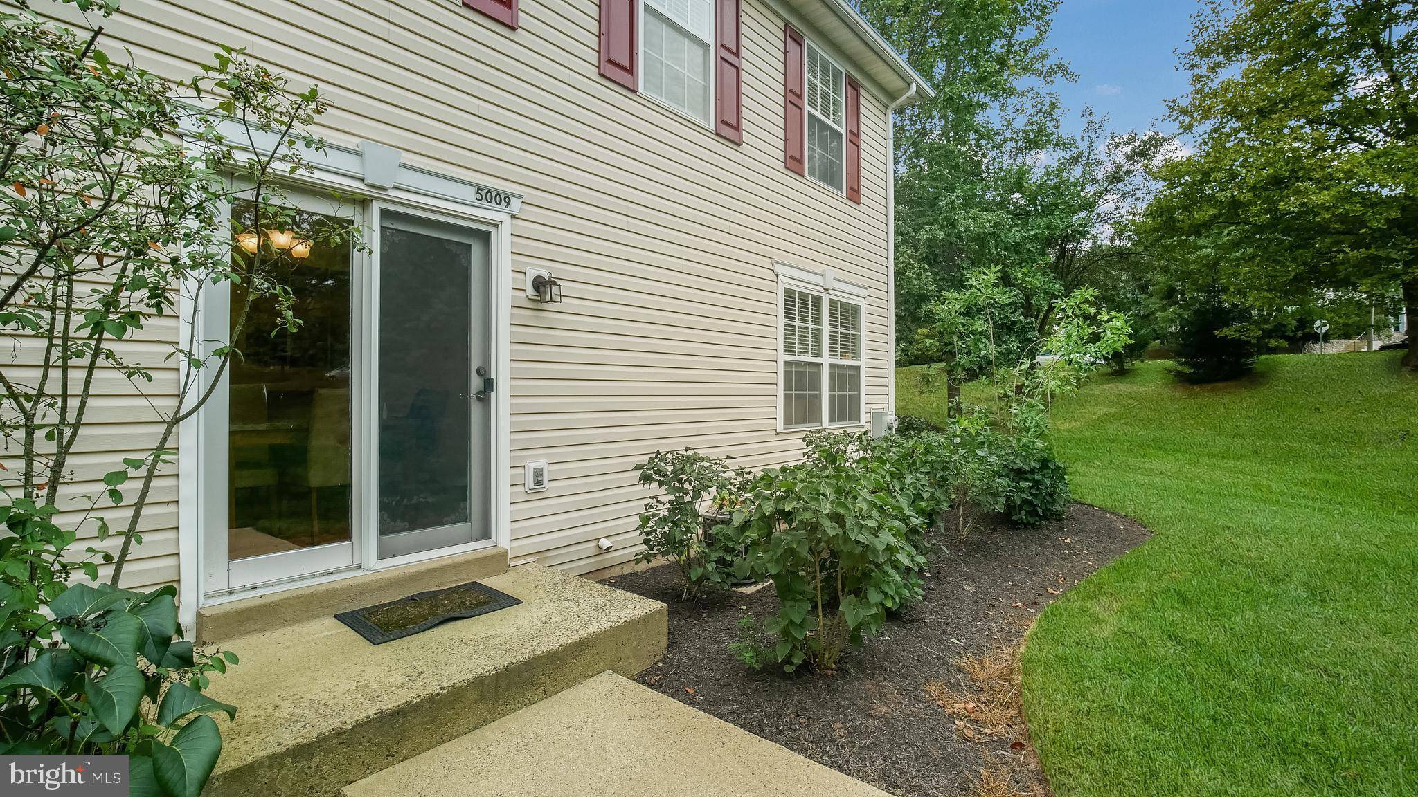 Doylestown, PA 18902,5009 REBECCA FELL DR #172