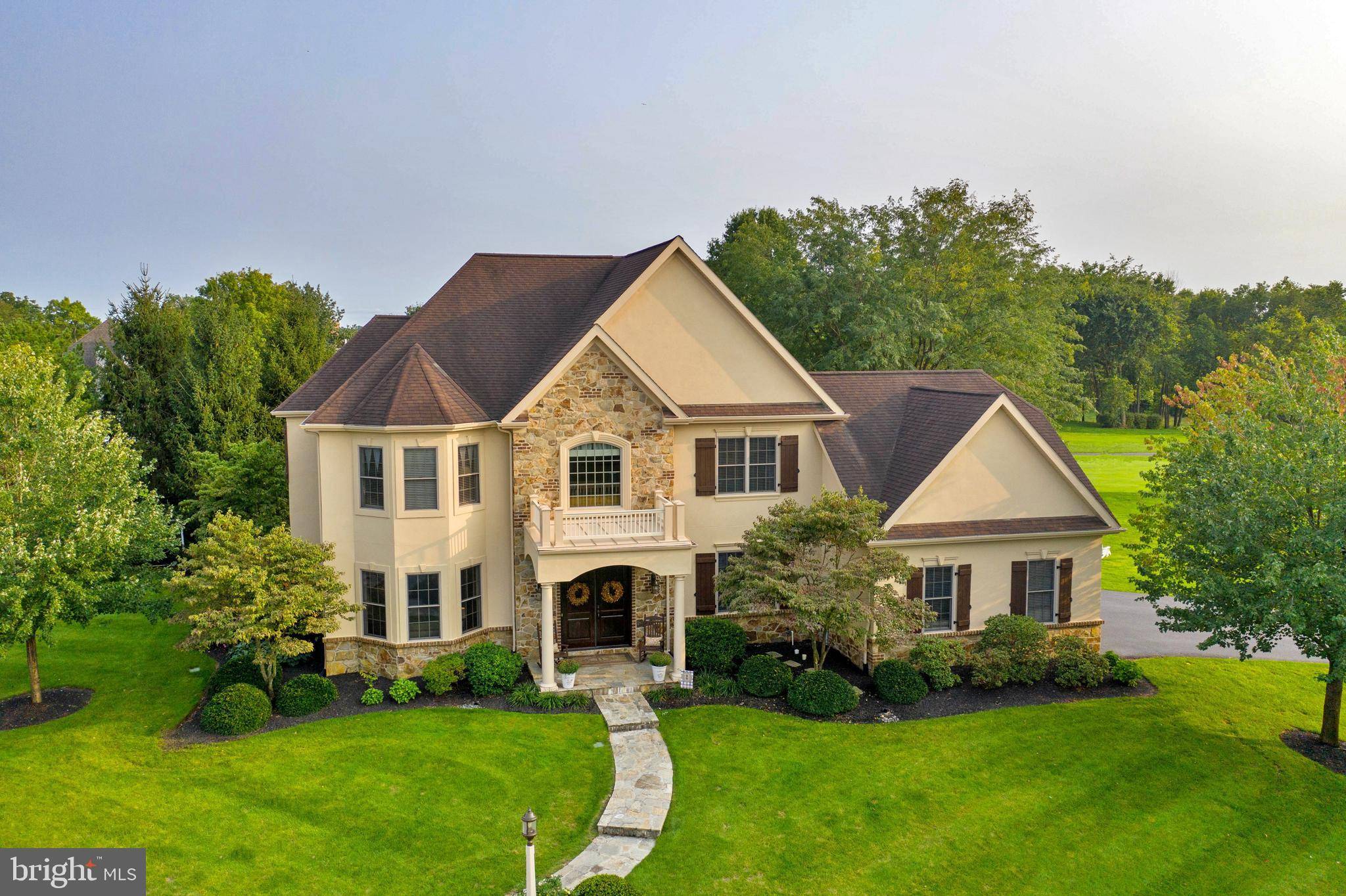 Lititz, PA 17543,16 PINNACLE POINT