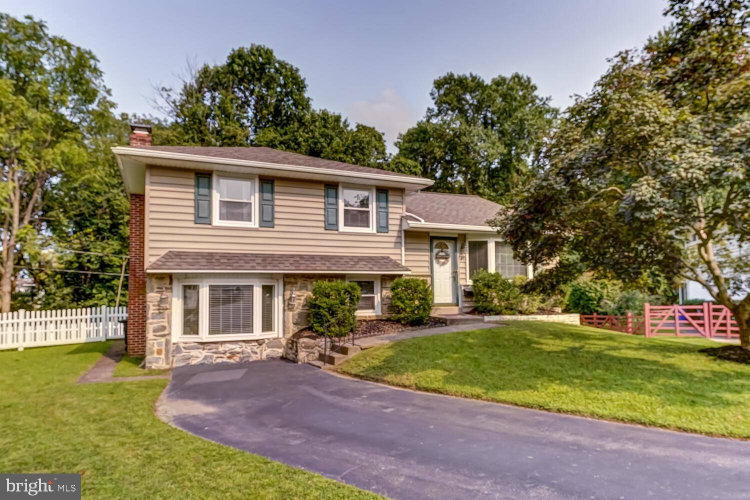 Broomall, PA 19008,21 CHESHIRE CIR