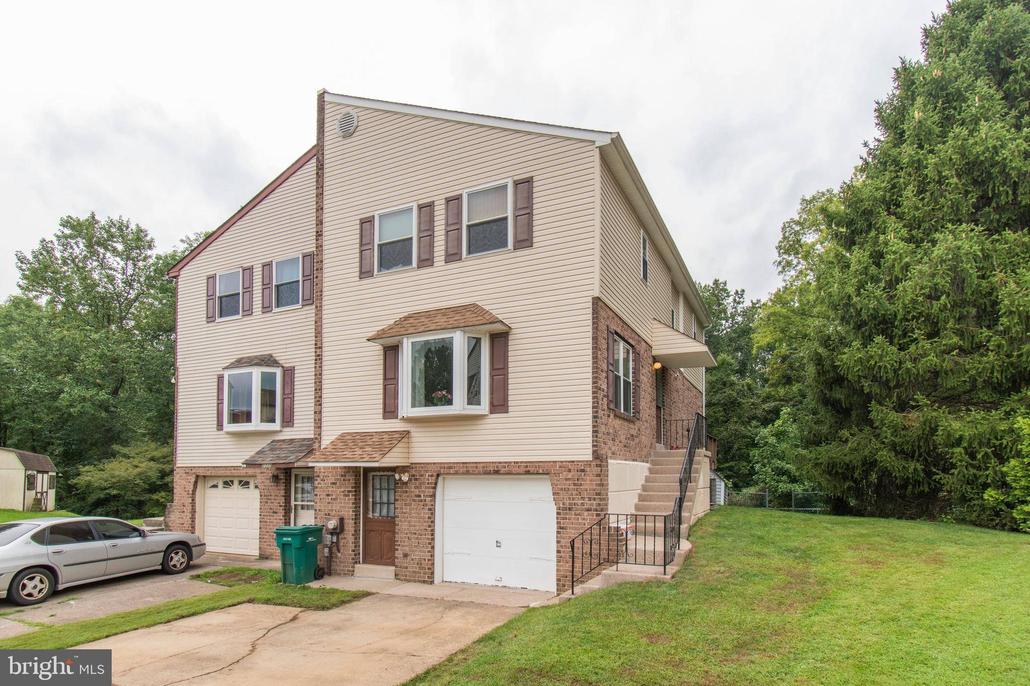 Bensalem, PA 19020,2328 EBURY CT