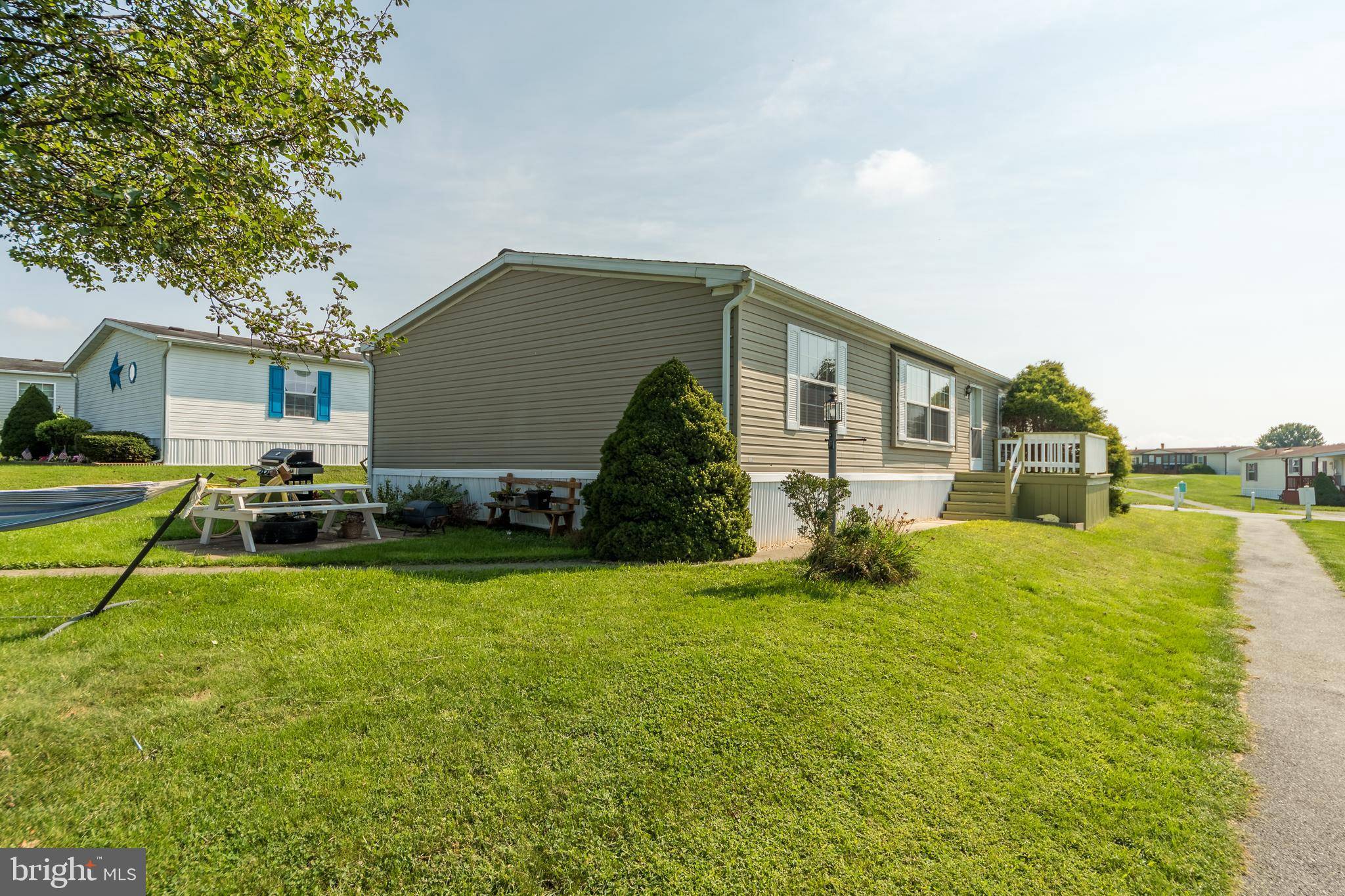 Lancaster, PA 17603,100 BENT PINE CT S