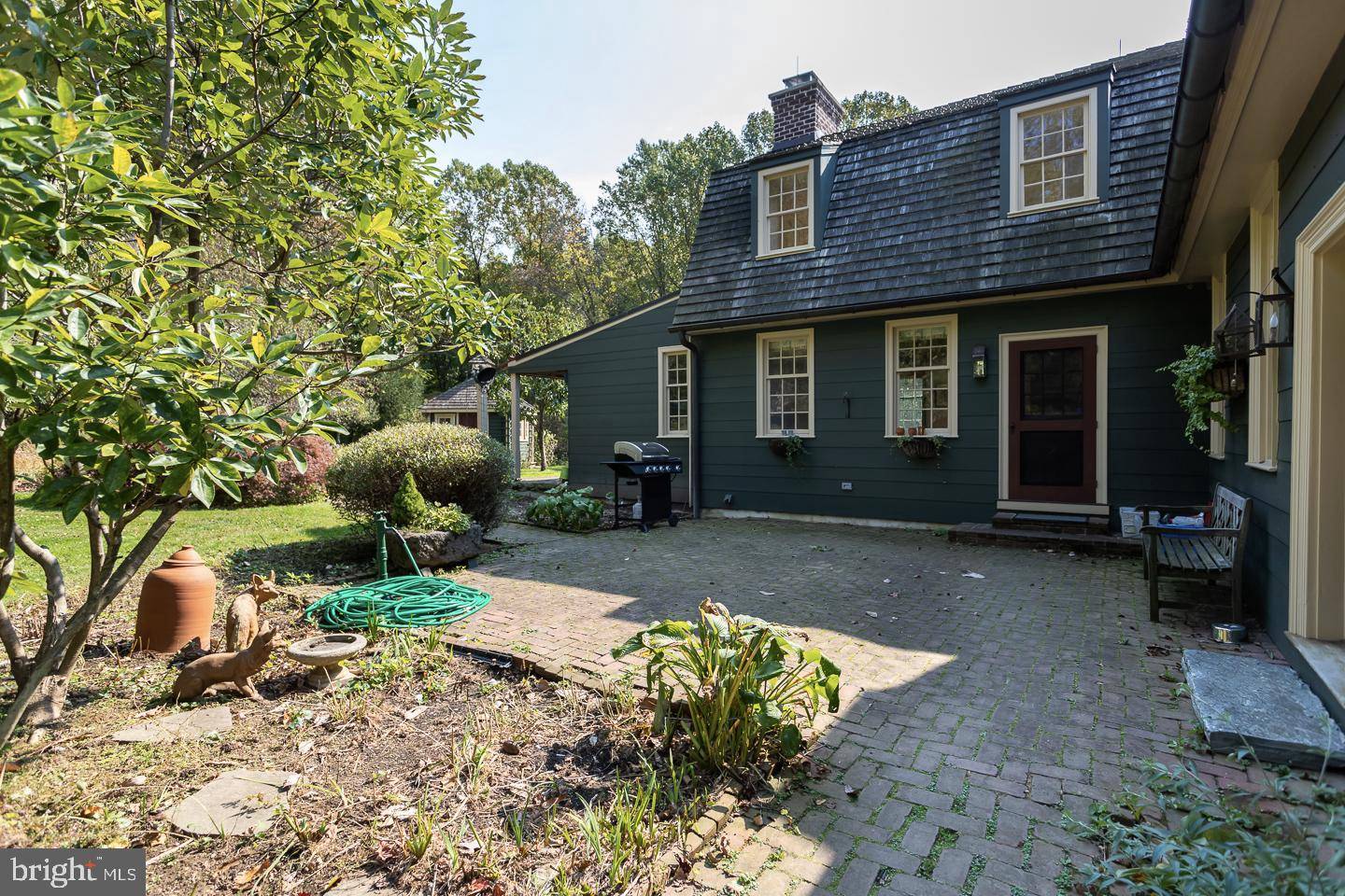 Chester Springs, PA 19425,954 DROVERS LN