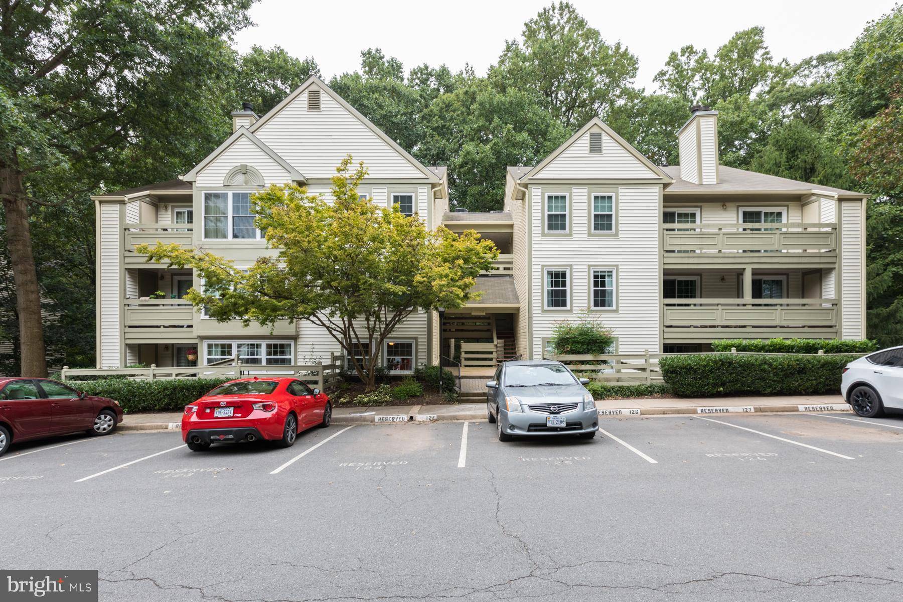 Reston, VA 20191,11709 KARBON HILL CT #601A