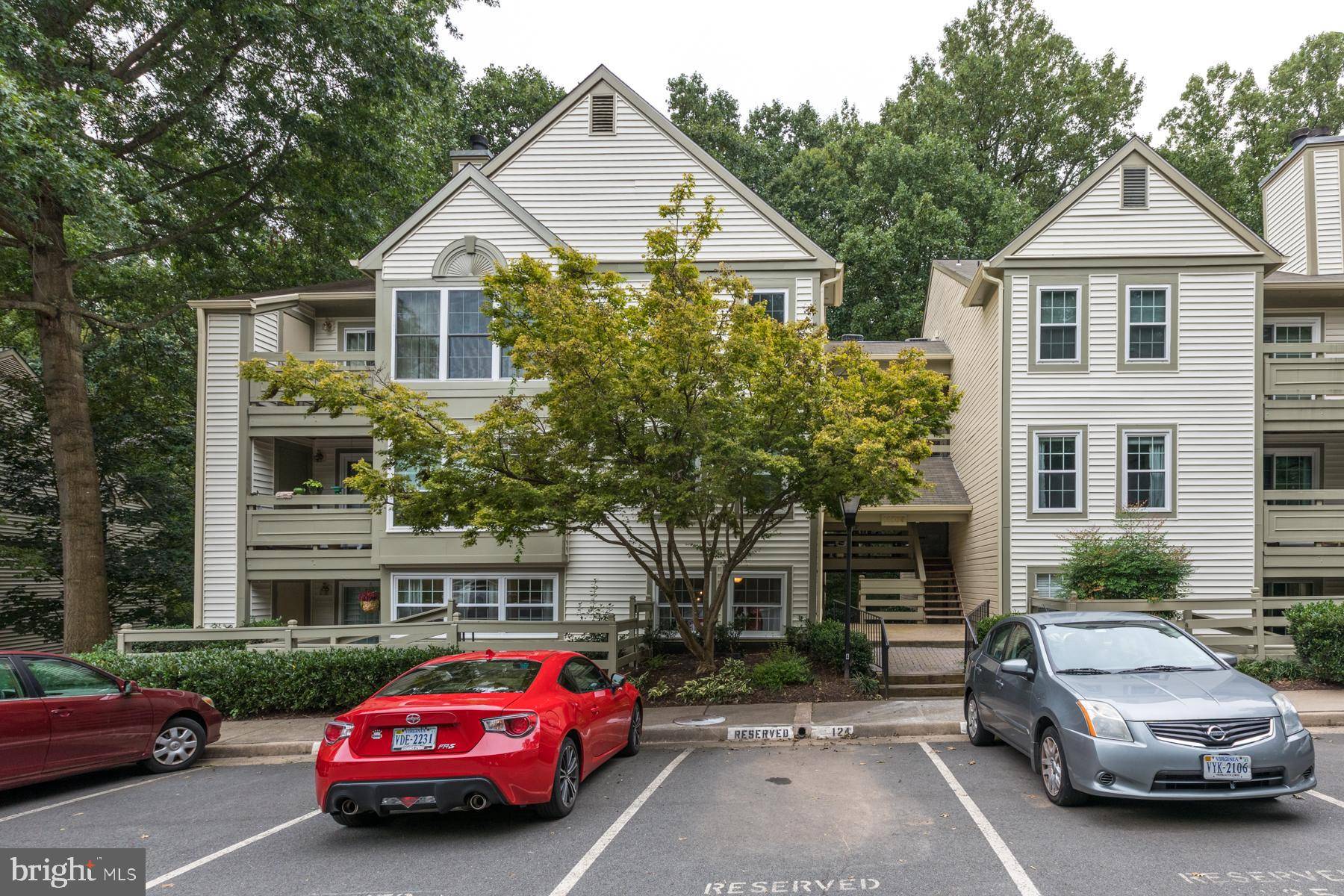 Reston, VA 20191,11709 KARBON HILL CT #601A