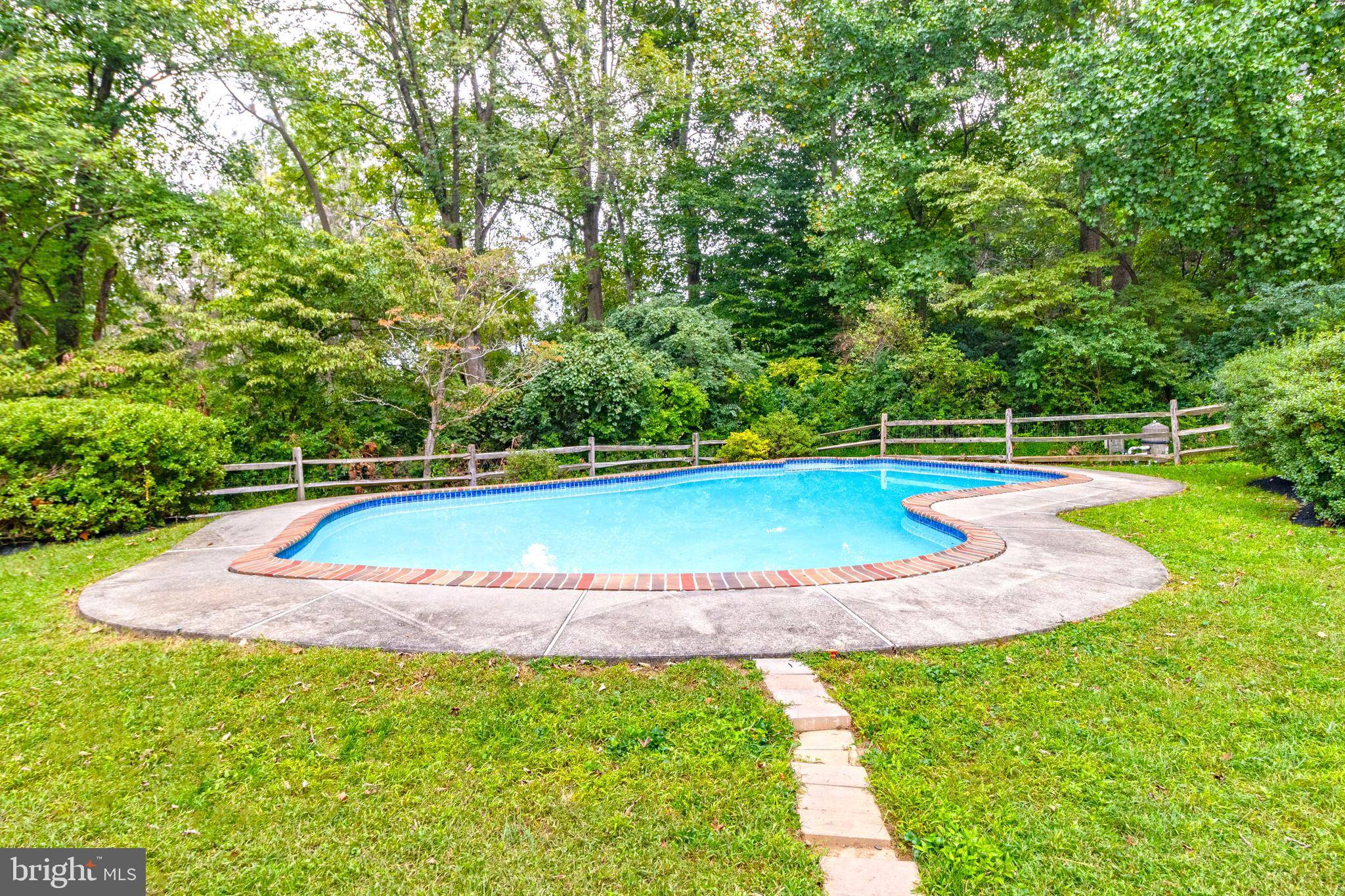 Chadds Ford, PA 19317,39 BLUE STONE DR