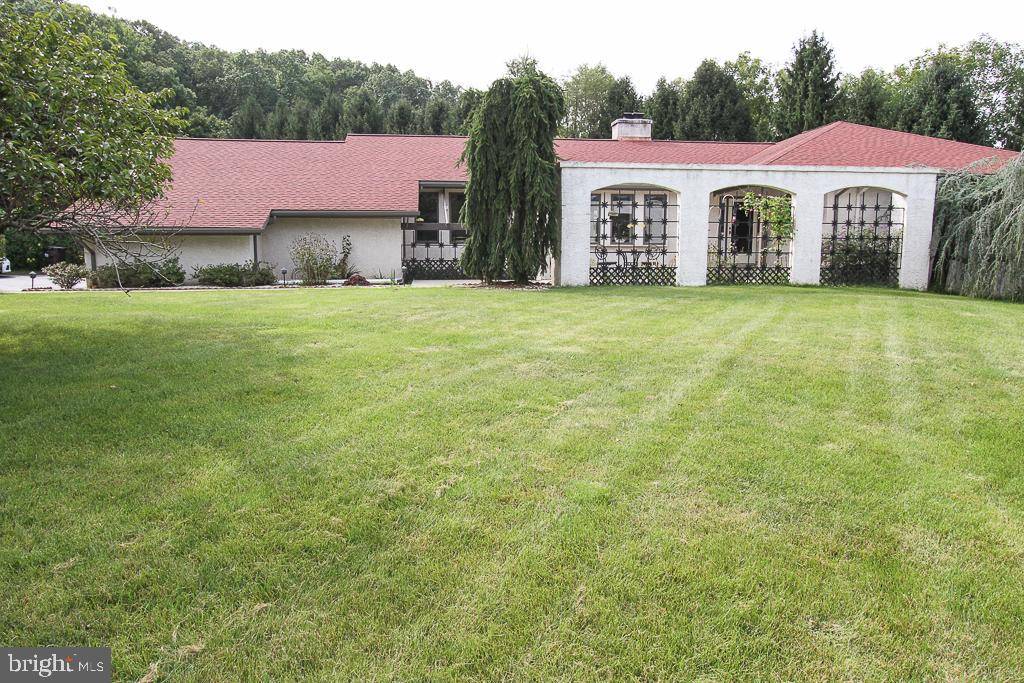 Oley, PA 19547,6 MARBURGER RD