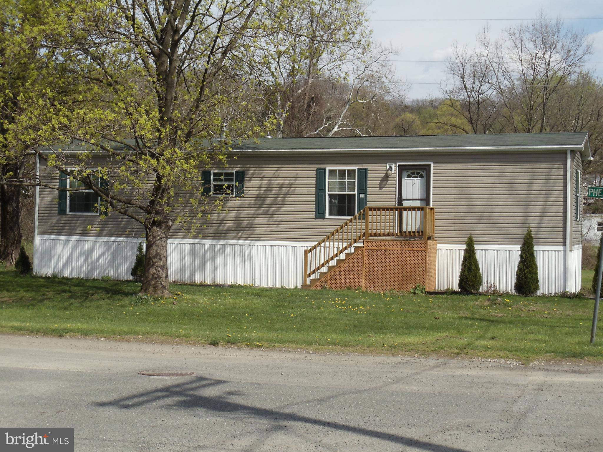 Bechtelsville, PA 19505,11 PHEASANT LN