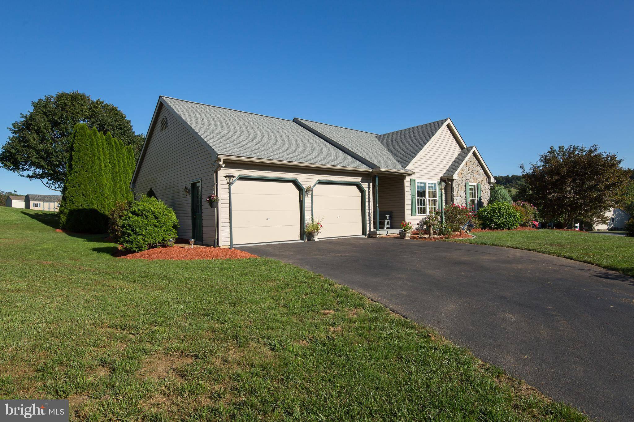 Atglen, PA 19310,639 GLEN RUN DR