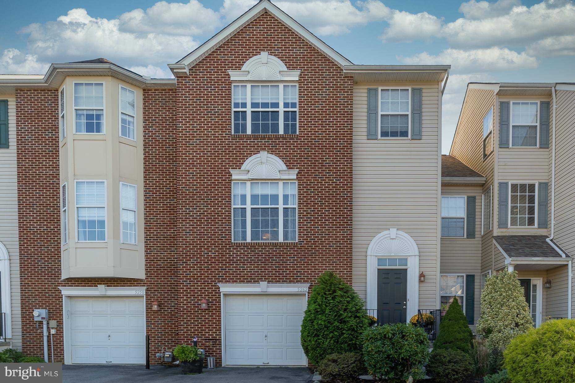 Macungie, PA 18062,5262 DARTMOUTH DR