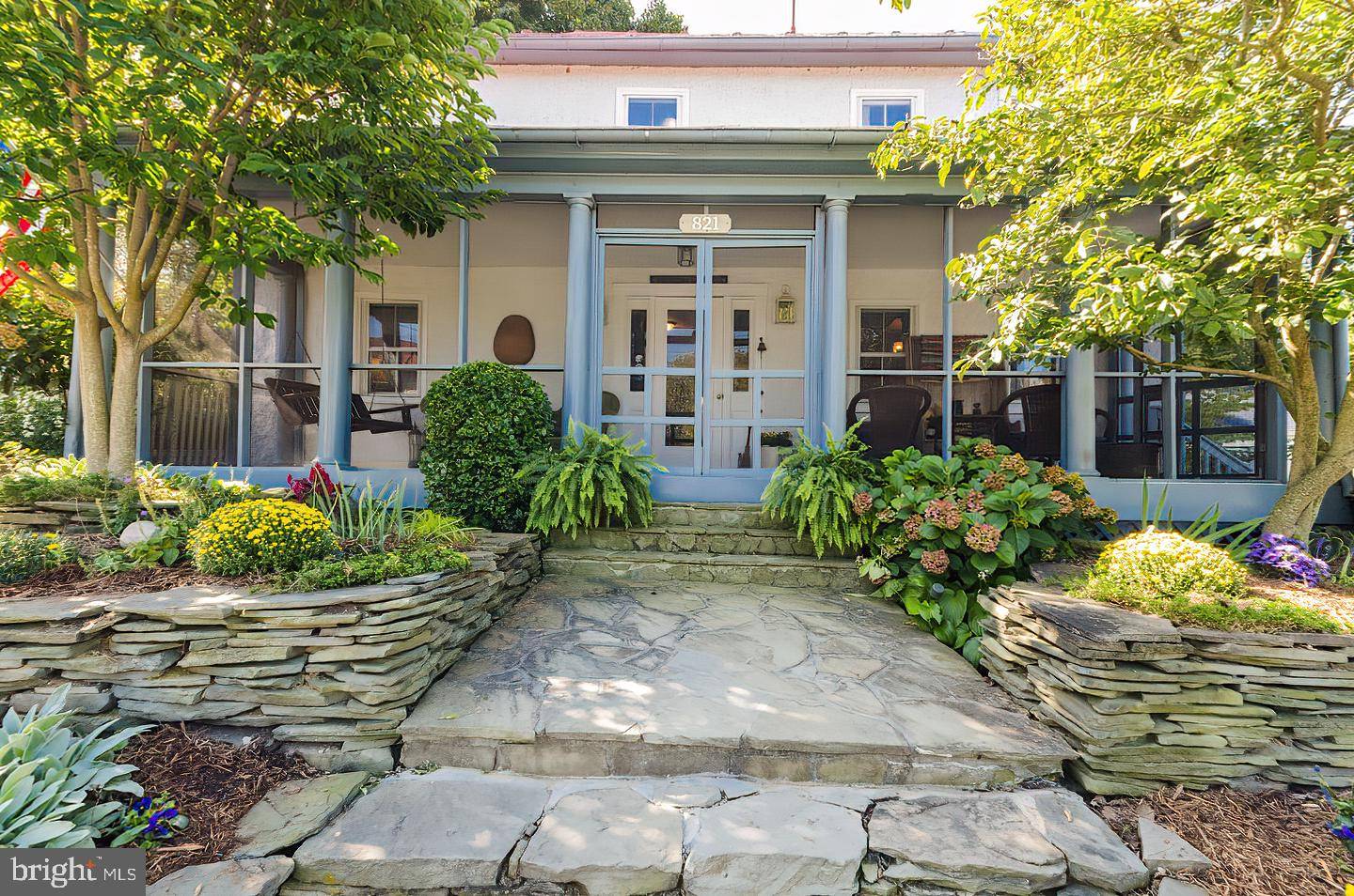 Harpers Ferry, WV 25425,821 EAST RIDGE ST