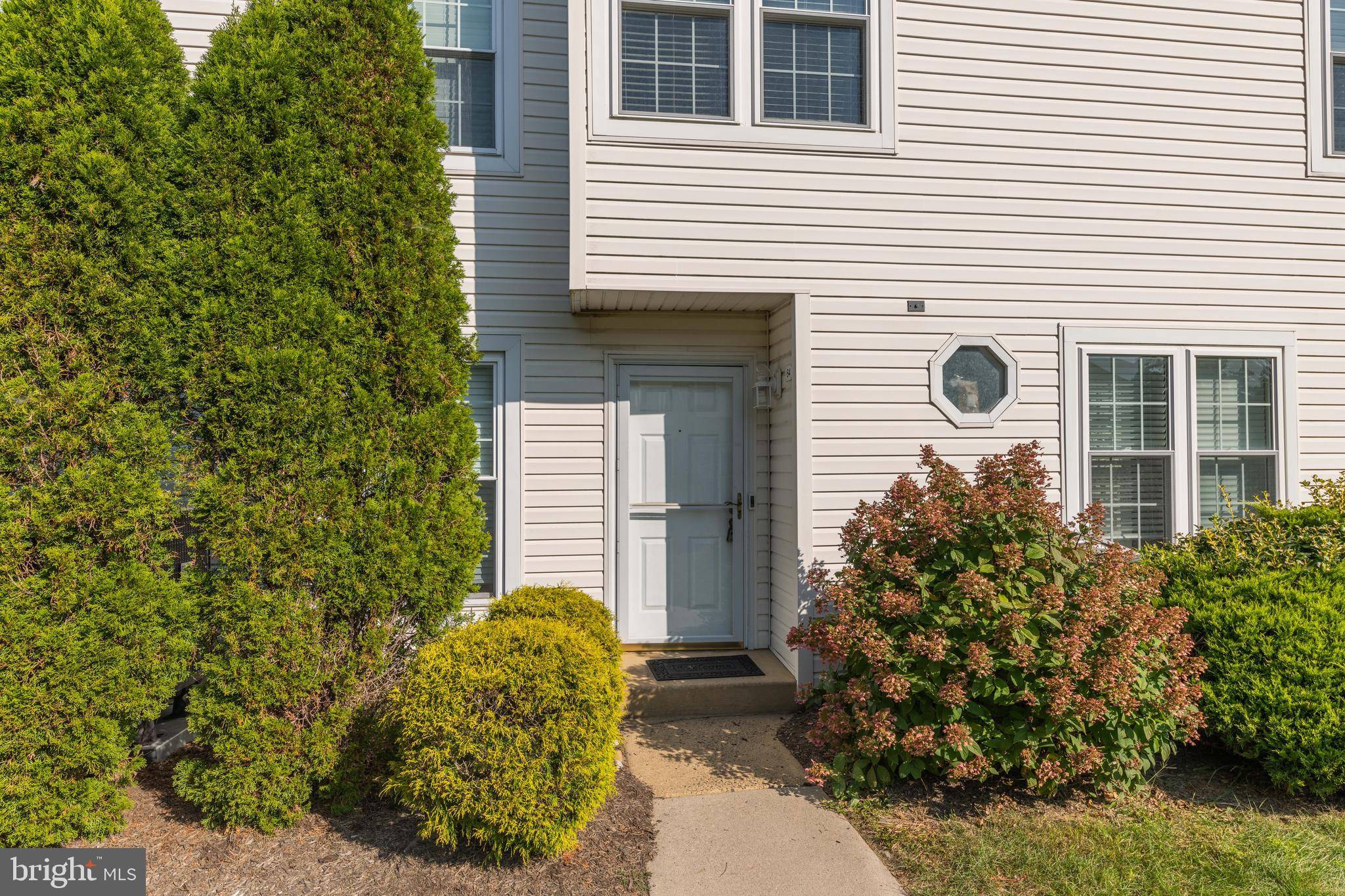 Southampton, PA 18966,64 PORTSMOUTH CT #2237I