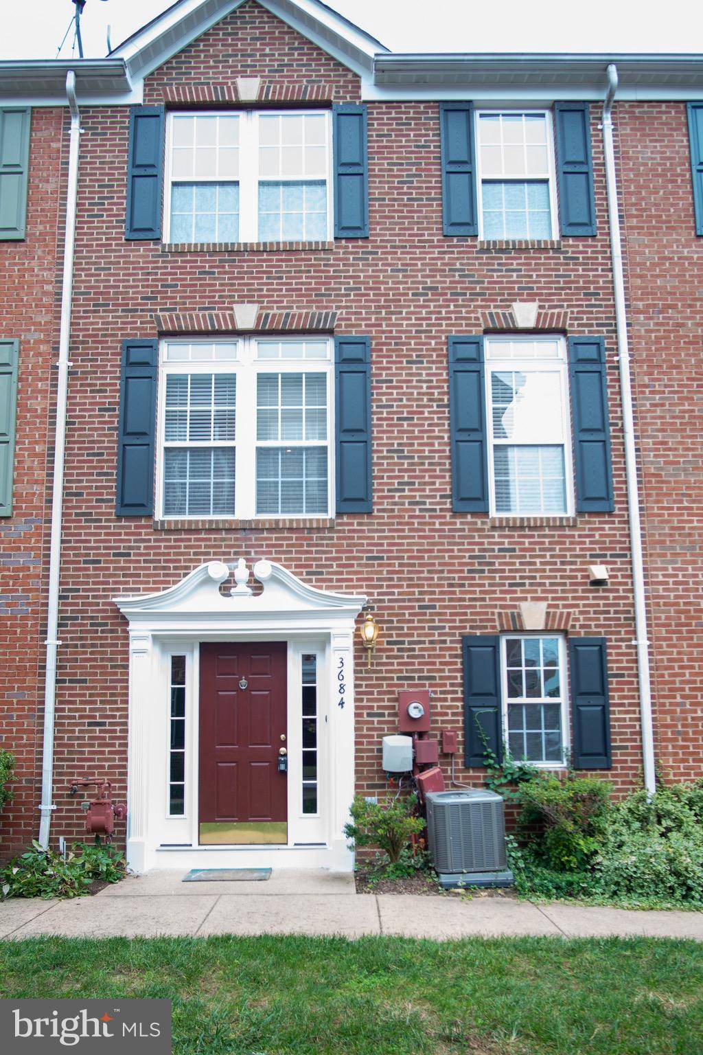 Falls Church, VA 22041,3684 MADISON WATCH WAY