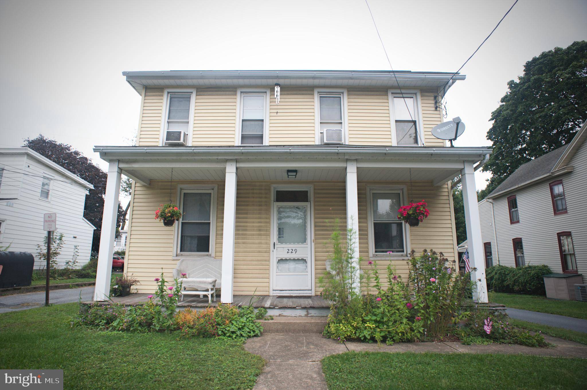 Mountville, PA 17554,229 E MAIN ST