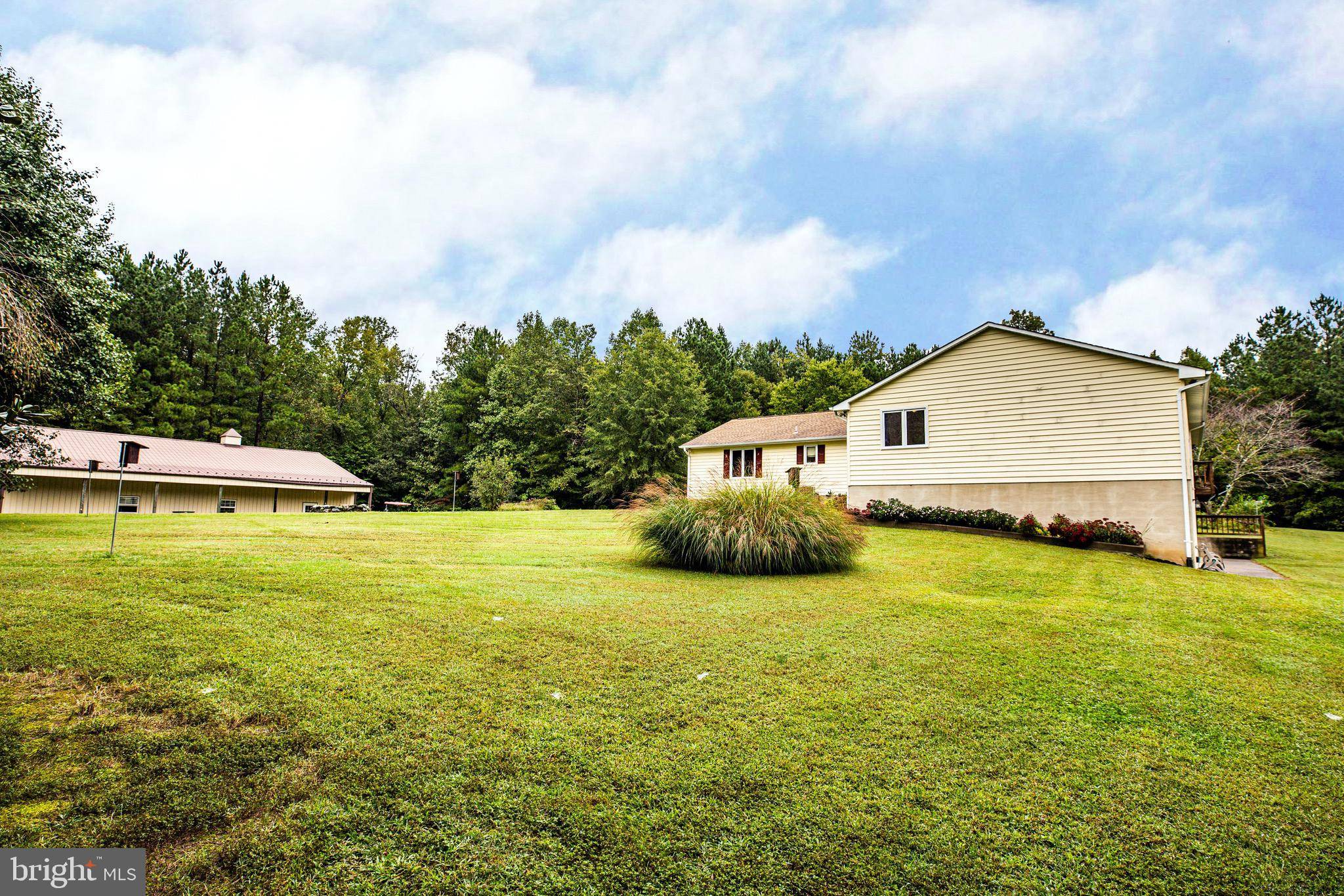 Woodford, VA 22580,6300 MARYE RD