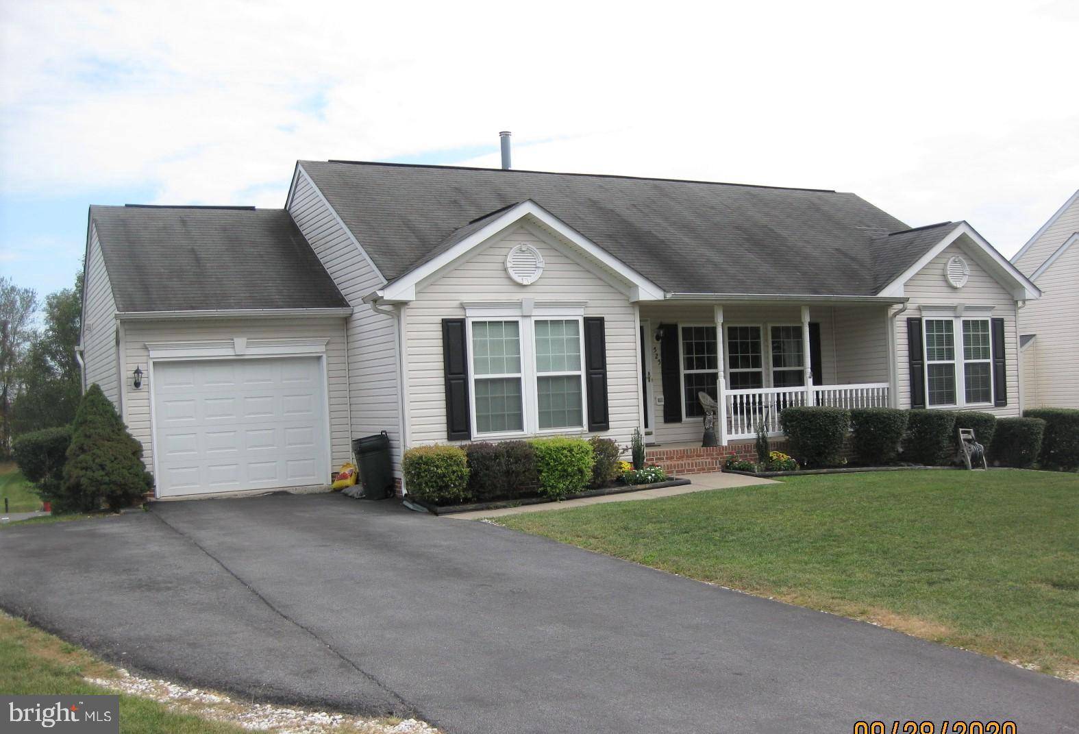 Martinsburg, WV 25403,525 LARKSPUR LN